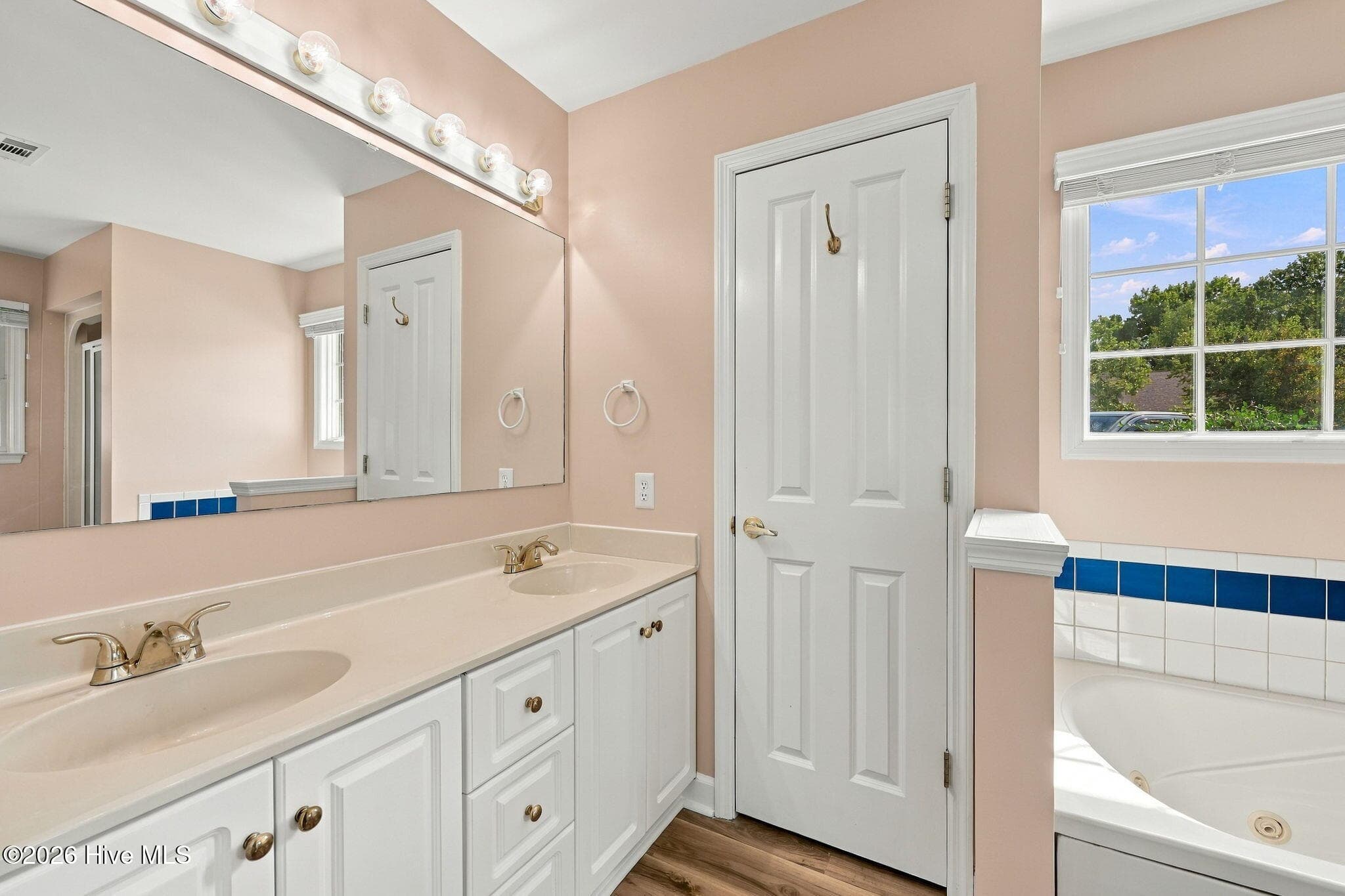 Single Family Residence at 620 Riva Ridge Road, Sneads Ferry, NC 28460, photo 21 of 50