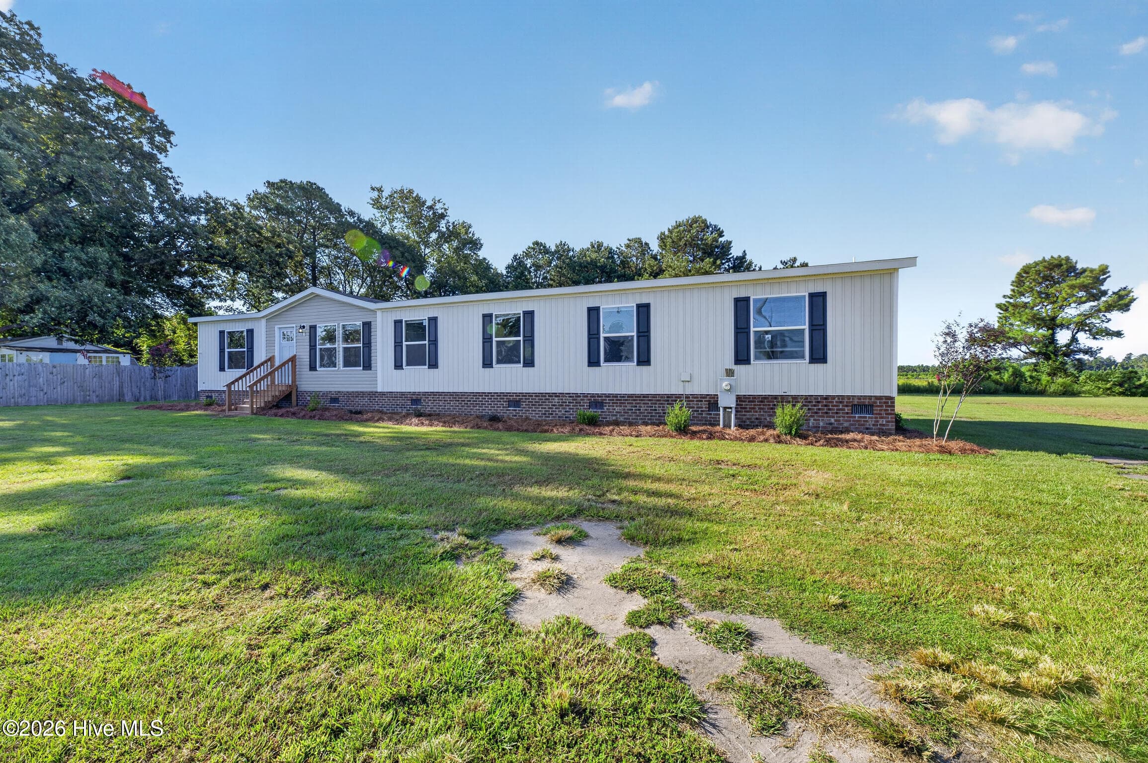 Manufactured Home at 1978 E Hanrahan Road, Ayden, NC 28513, photo 4 of 46
