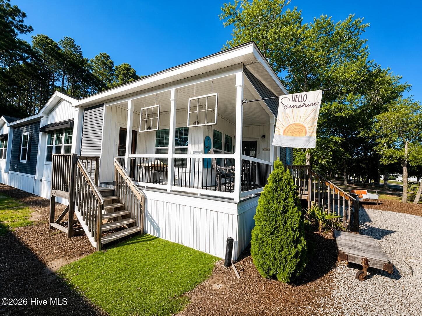 Manufactured Home at 303 Live Oak Drive, Sunset Beach, NC 28468, photo 4 of 33