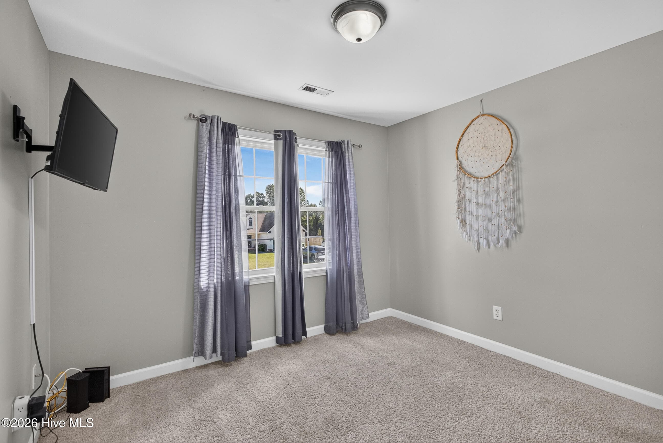 Single Family Residence at 127 Hunt Drive, Hubert, NC 28539, photo 26 of 36