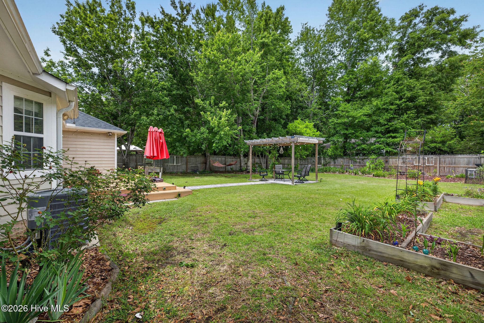 Single Family Residence at 4301 Gatewood Court, Wilmington, NC 28405, photo 9 of 56