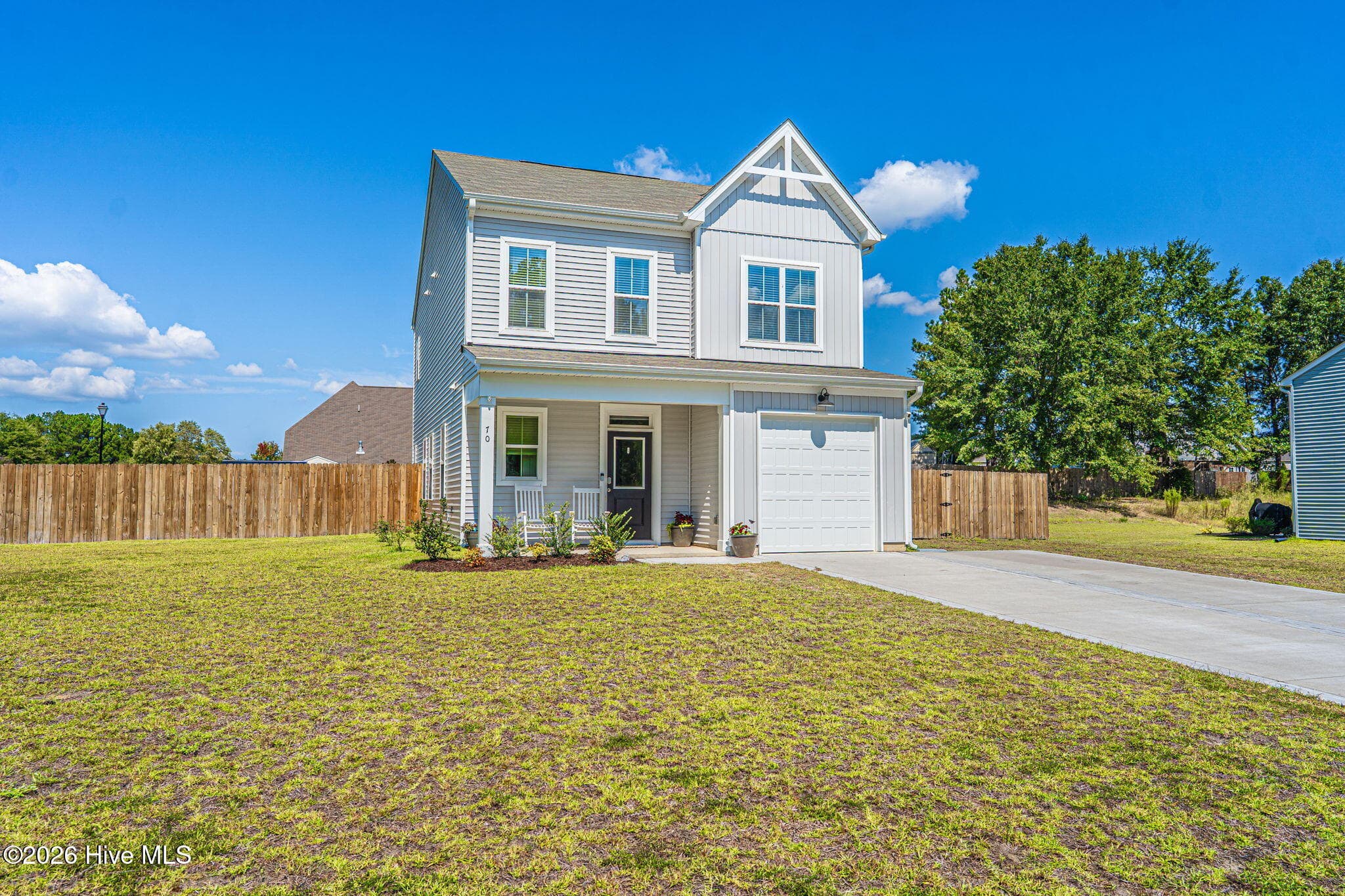 Single Family Residence at 70 Walkabout Drive, Aberdeen, NC 28315, photo 2 of 31