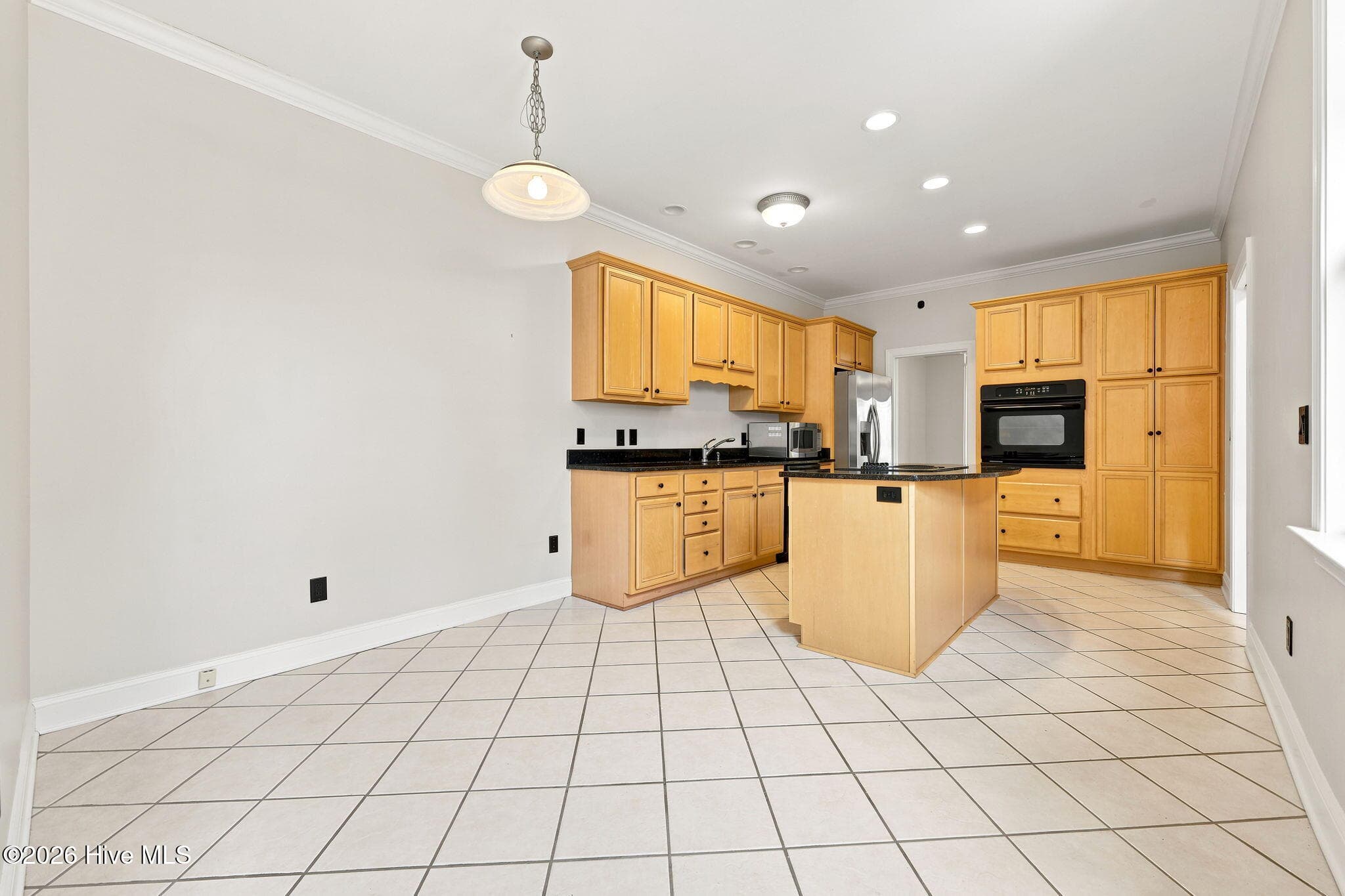 Townhouse at 140 Lighthorse Circle, Aberdeen, NC 28315, photo 11 of 50