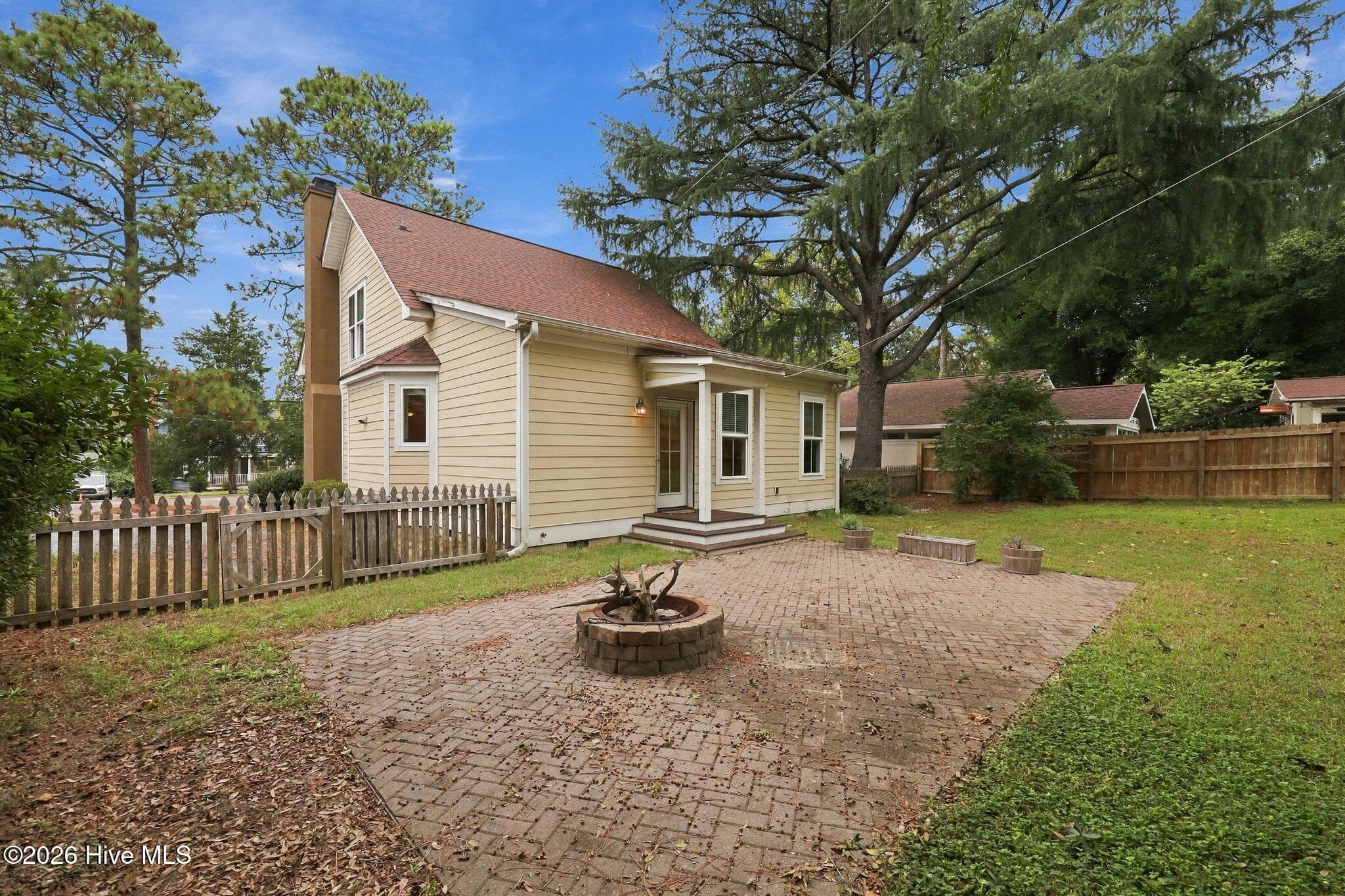 Single Family Residence at 445 N May Street, Southern Pines, NC 28387, photo 48 of 51