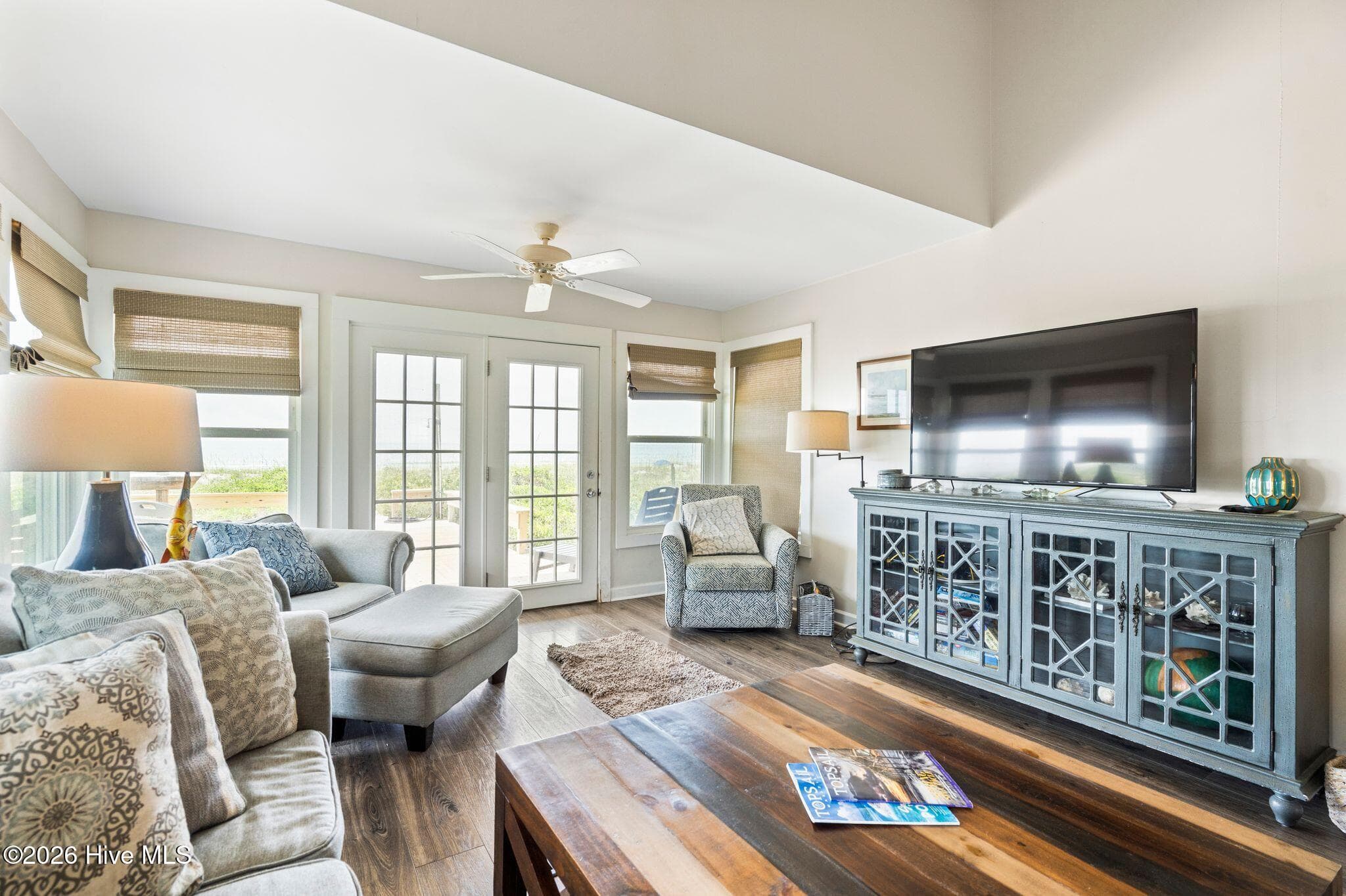 Beach days out. Movie nights in. - 129 S Anderson Boulevard A, Topsail Beach, NC 28445