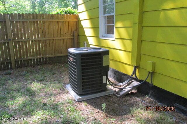 Single Family Residence at 584 N 3rd Street, Saint Pauls, NC 28384, photo 24 of 24