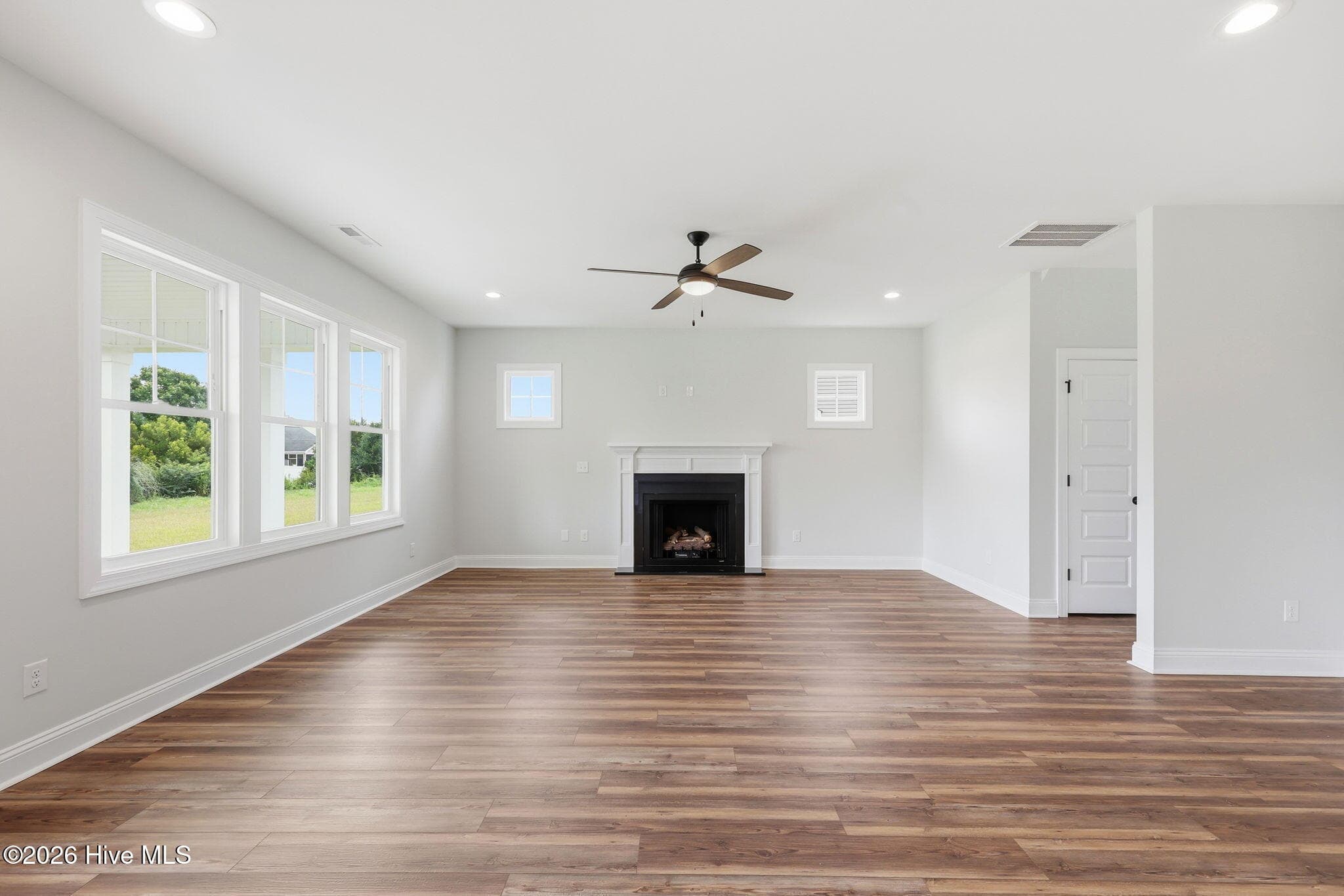 Single Family Residence at 116 Eastbay Way, Beaufort, NC 28516, photo 29 of 59