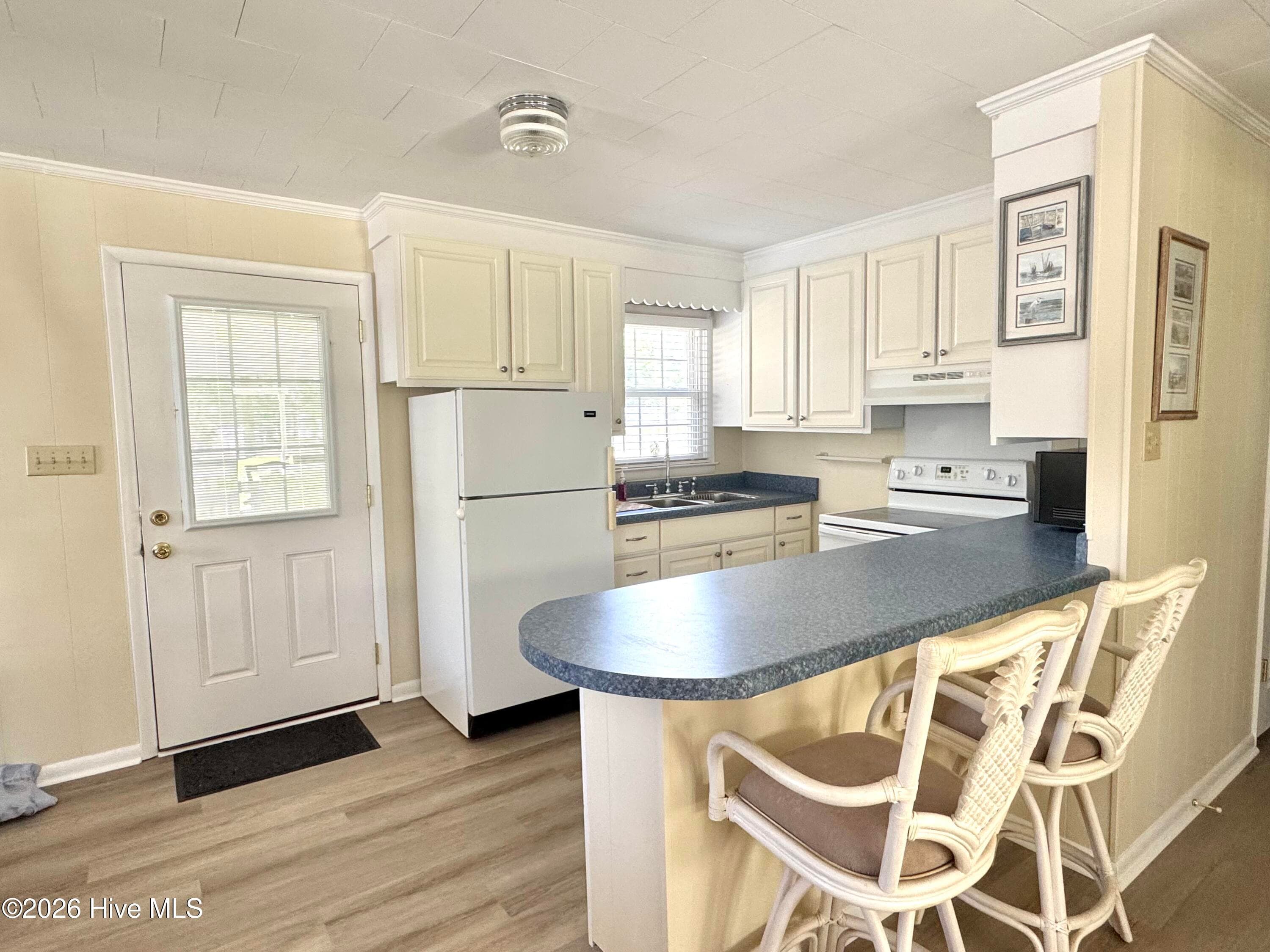 Single Family Residence at 2000 Harbor Drive SW, Ocean Isle Beach, NC 28469, photo 16 of 27