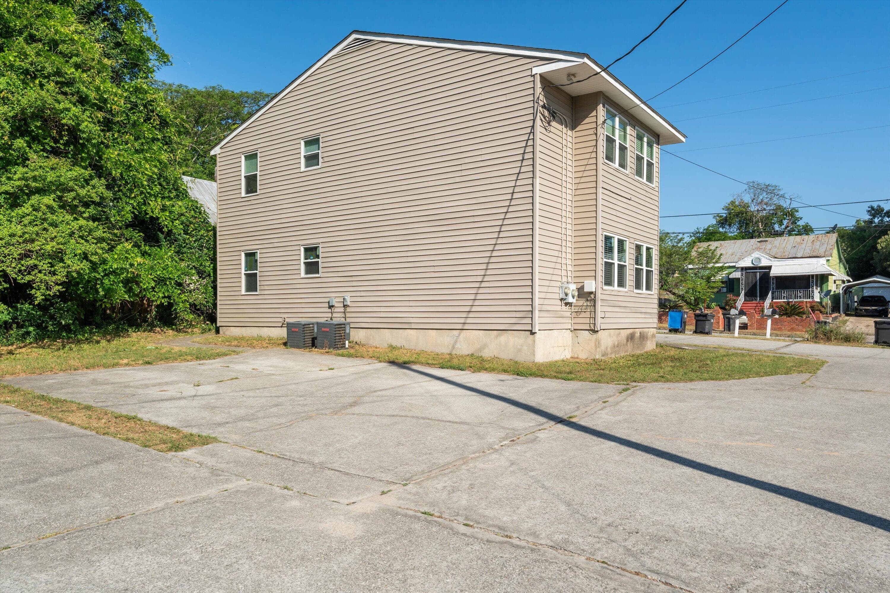 Duplex at 2048 Battle Row C, D, Augusta, GA 30904, photo 4 of 21