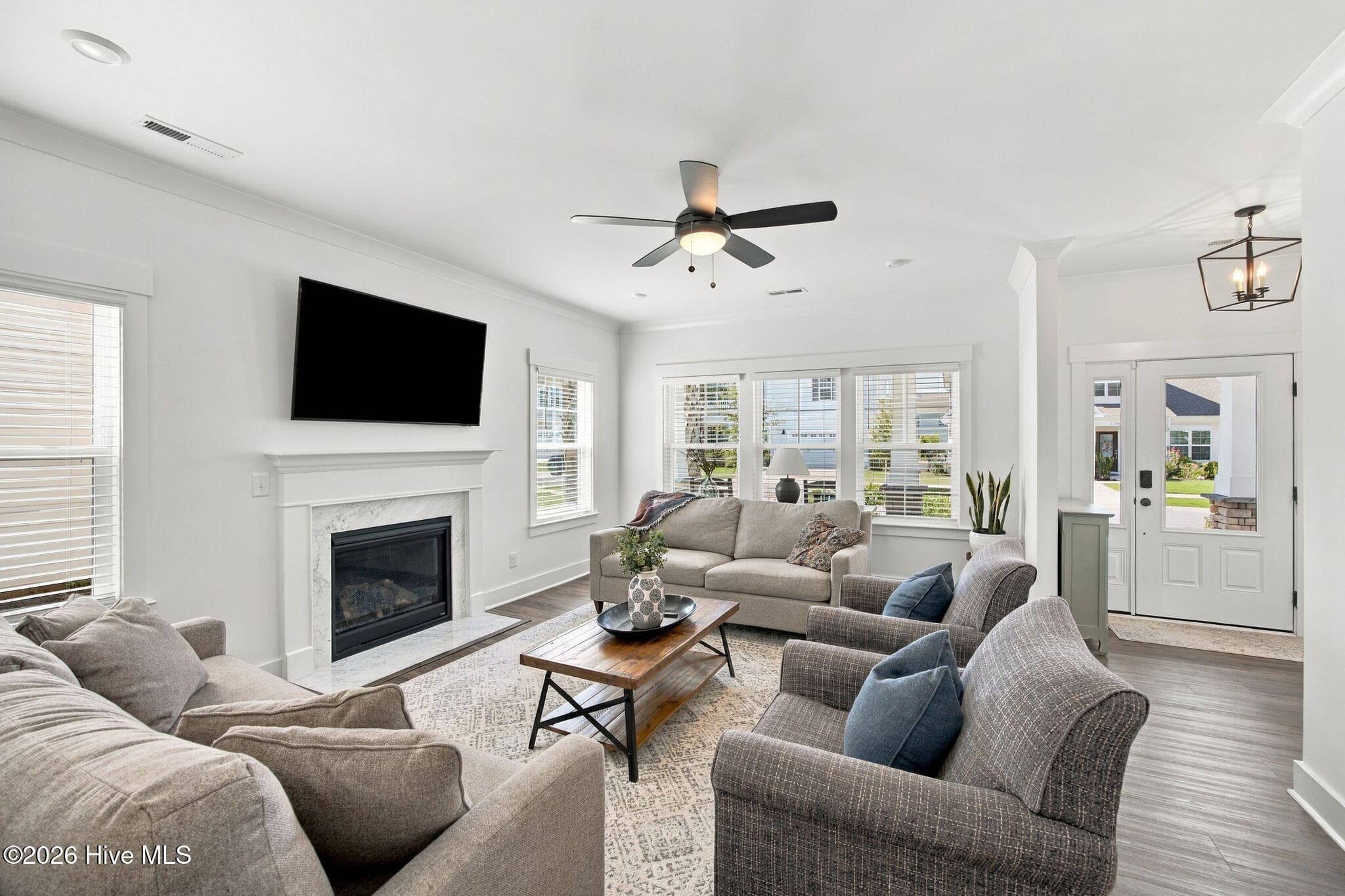 Single Family Residence at 1230 Sea Lavender Drive, Wilmington, NC 28403, photo 8 of 43