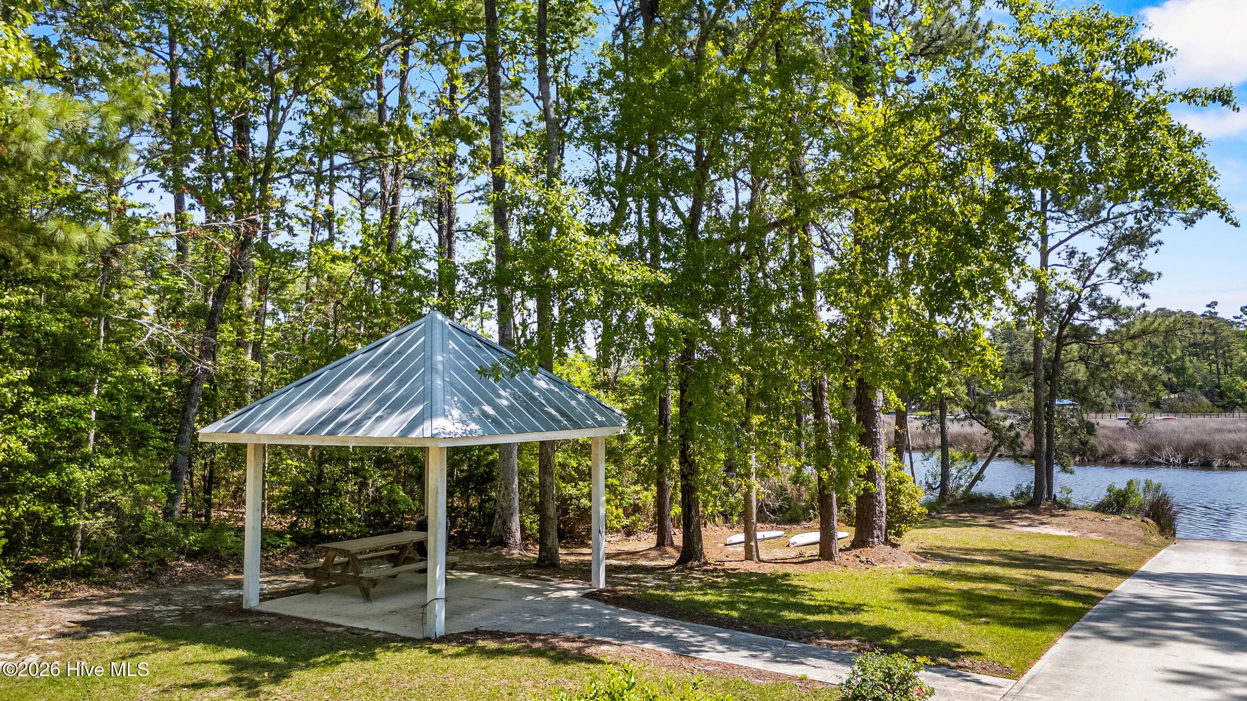 Single Family Residence at 225 Gus Horne Road, Holly Ridge, NC 28445, photo 13 of 217