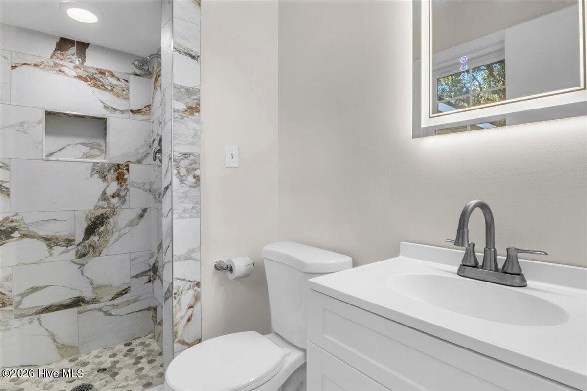 Single Family Residence at 5105 Belgrave Circle, Wilmington, NC 28403, photo 21 of 37
