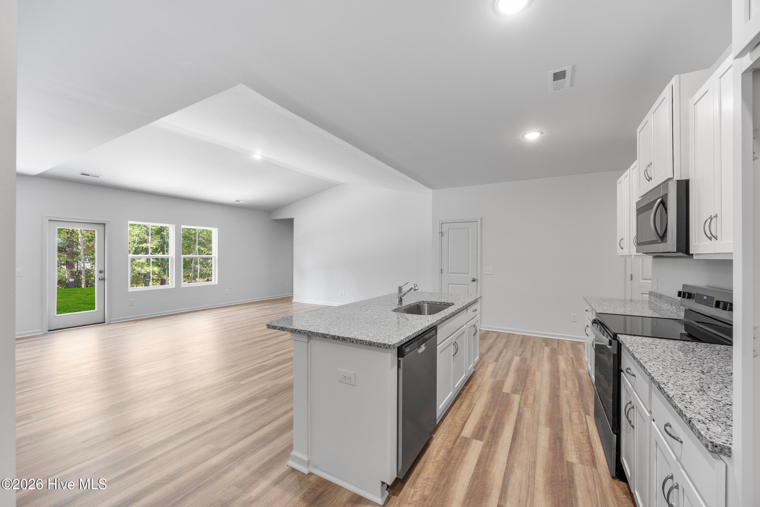 Single Family Residence at 1033 Brooke Ridge Lane 9, Boiling Spring Lakes, NC 28461, photo 20 of 68
