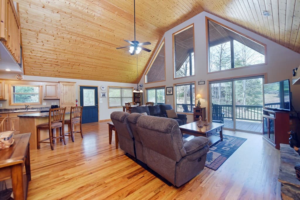Single Family Residence at 160 Serenity Pointe Drive, Murphy, NC 28906, photo 21 of 48