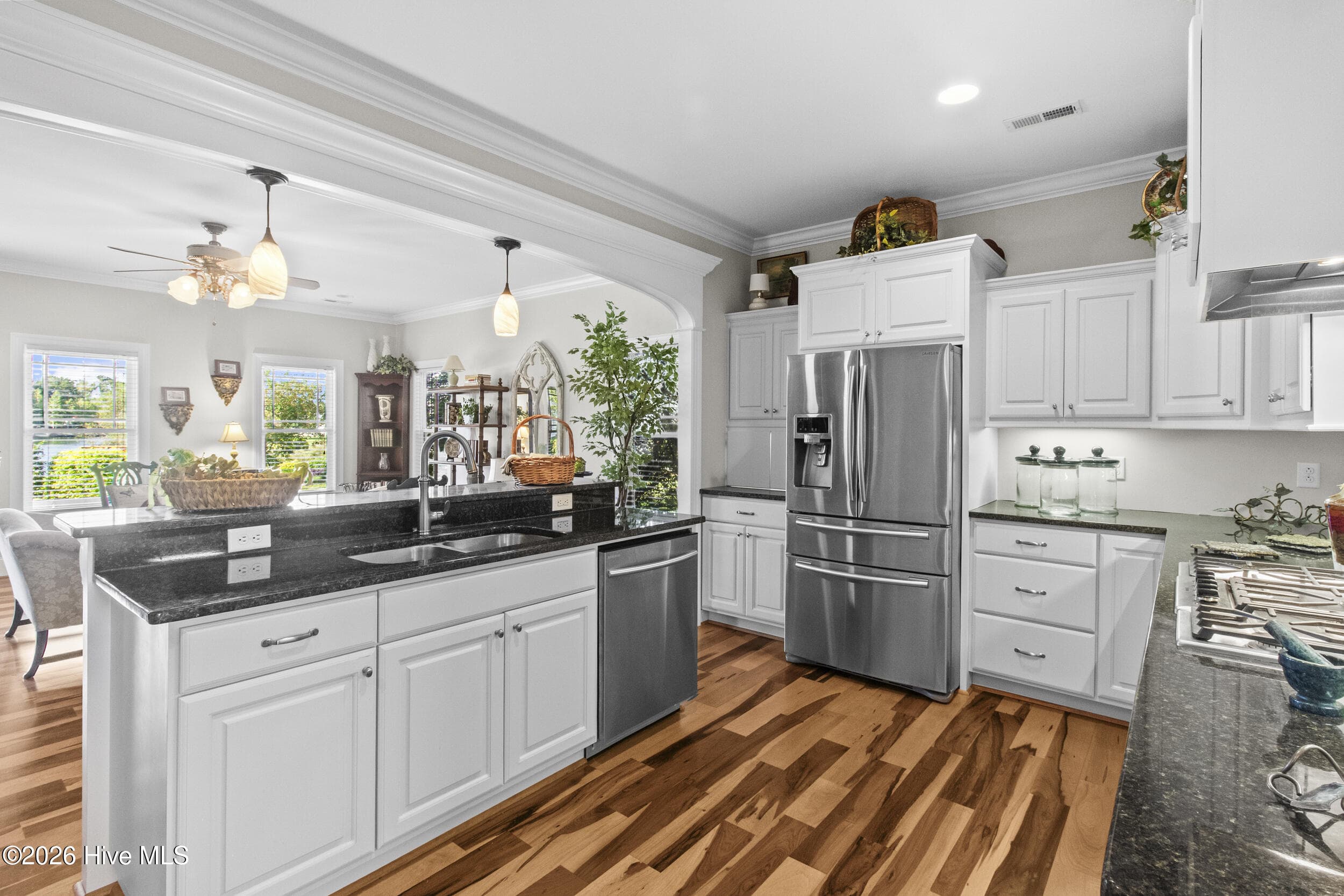 Single Family Residence at 307 Antioch Lakes Road, New Bern, NC 28560, photo 15 of 87