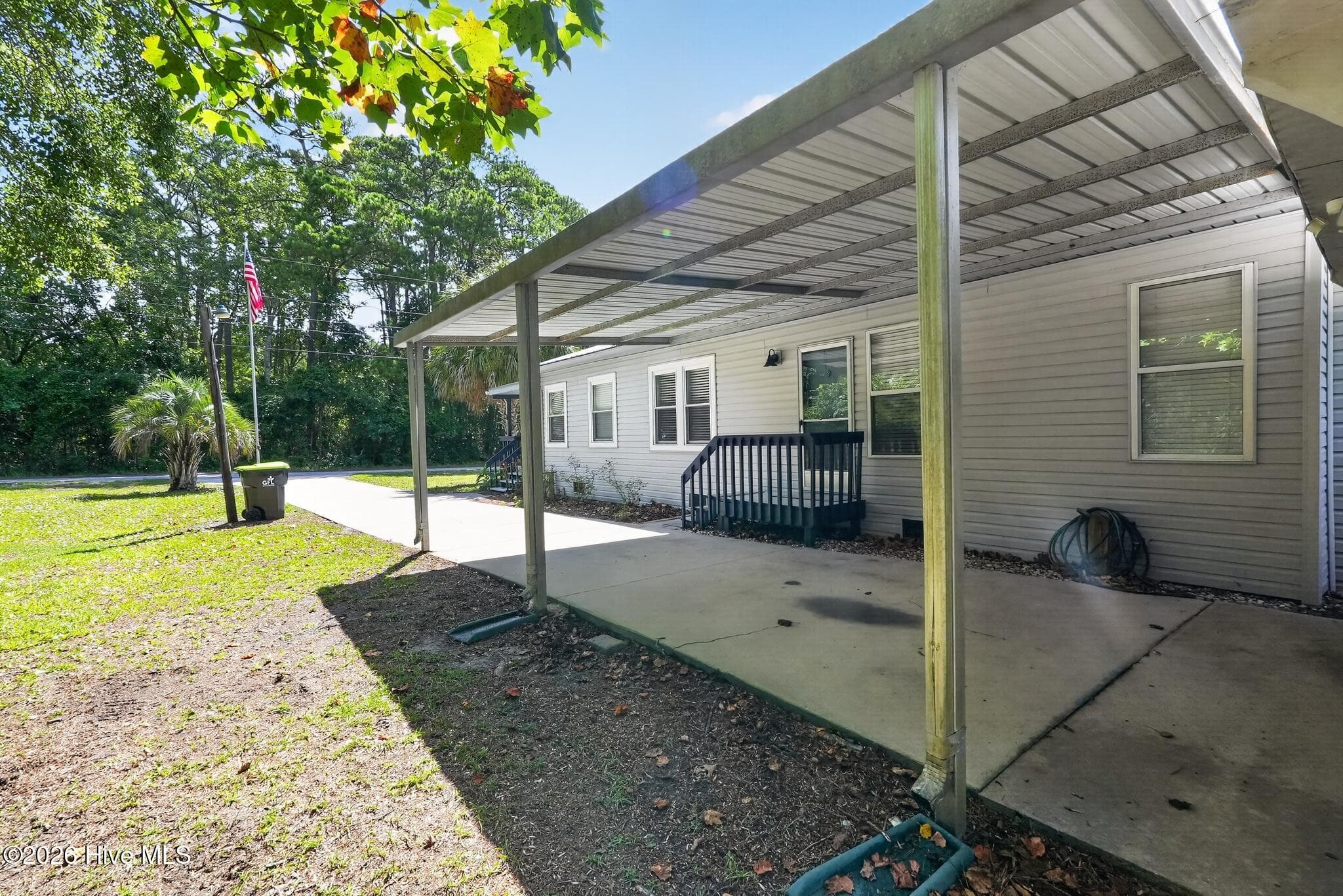 Manufactured Home at 1742 Hideaway Road SW, Ocean Isle Beach, NC 28469, photo 33 of 34