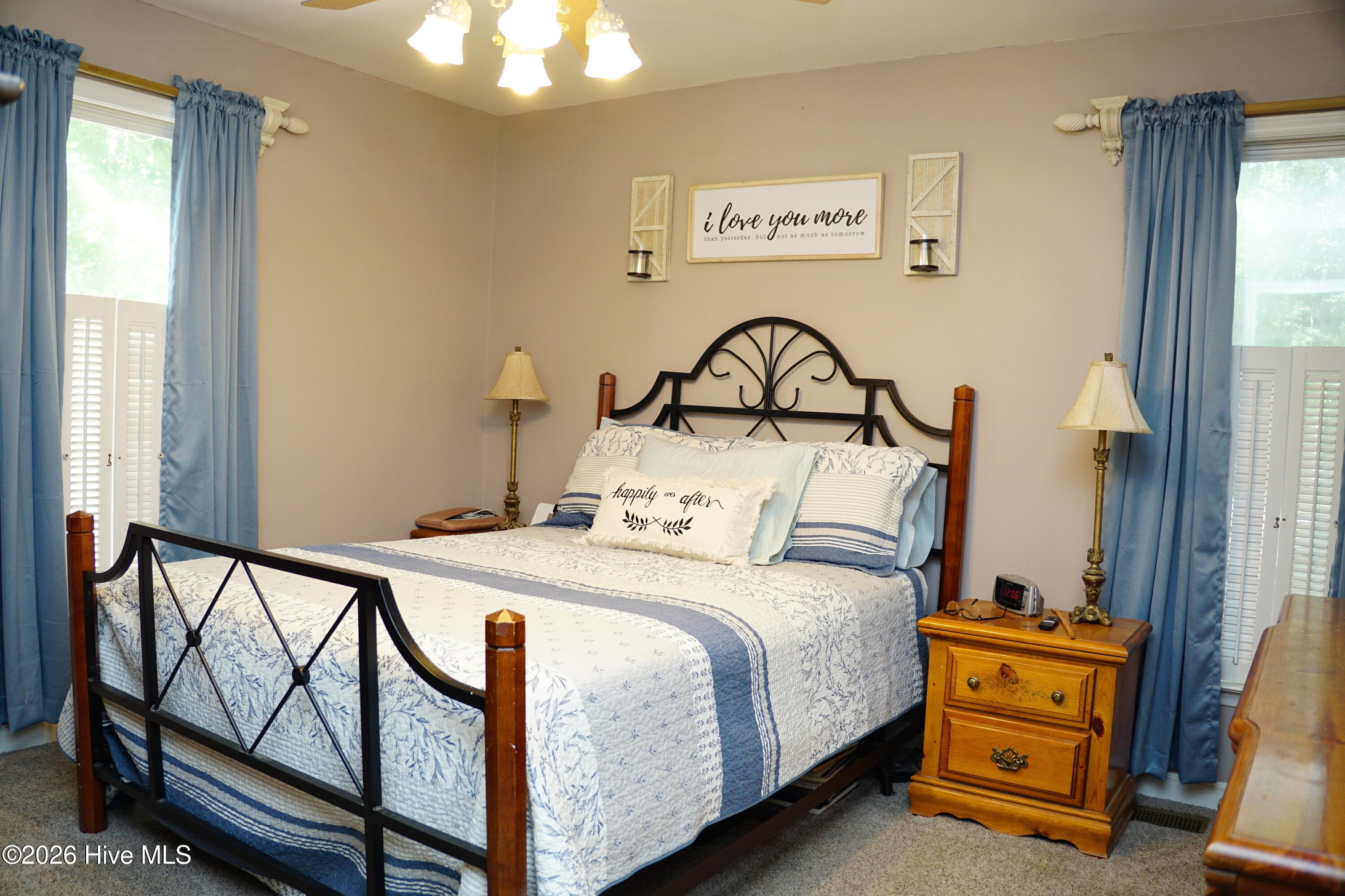 Single Family Residence at 124 Country Place, Washington, NC 27889, photo 17 of 29