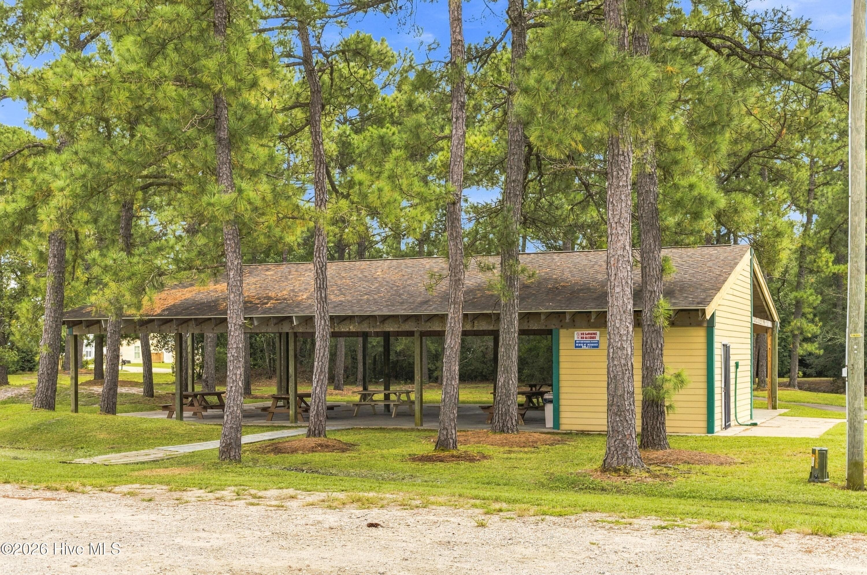 Single Family Residence at 2704 Manor Court, Wilmington, NC 28405, photo 40 of 51