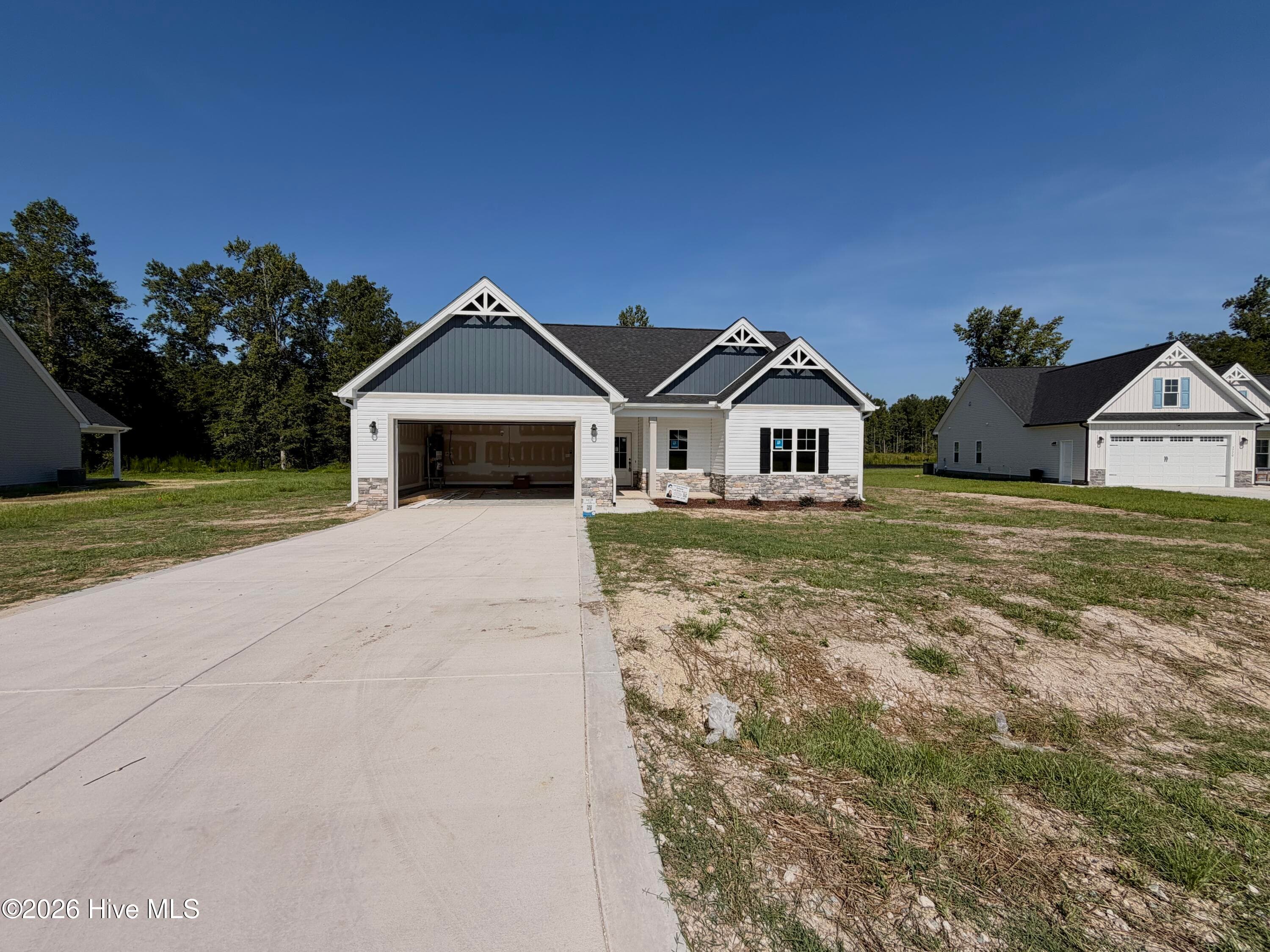 Single Family Residence at 3760 Chatsworth Drive, La Grange, NC 28551, photo 2 of 77