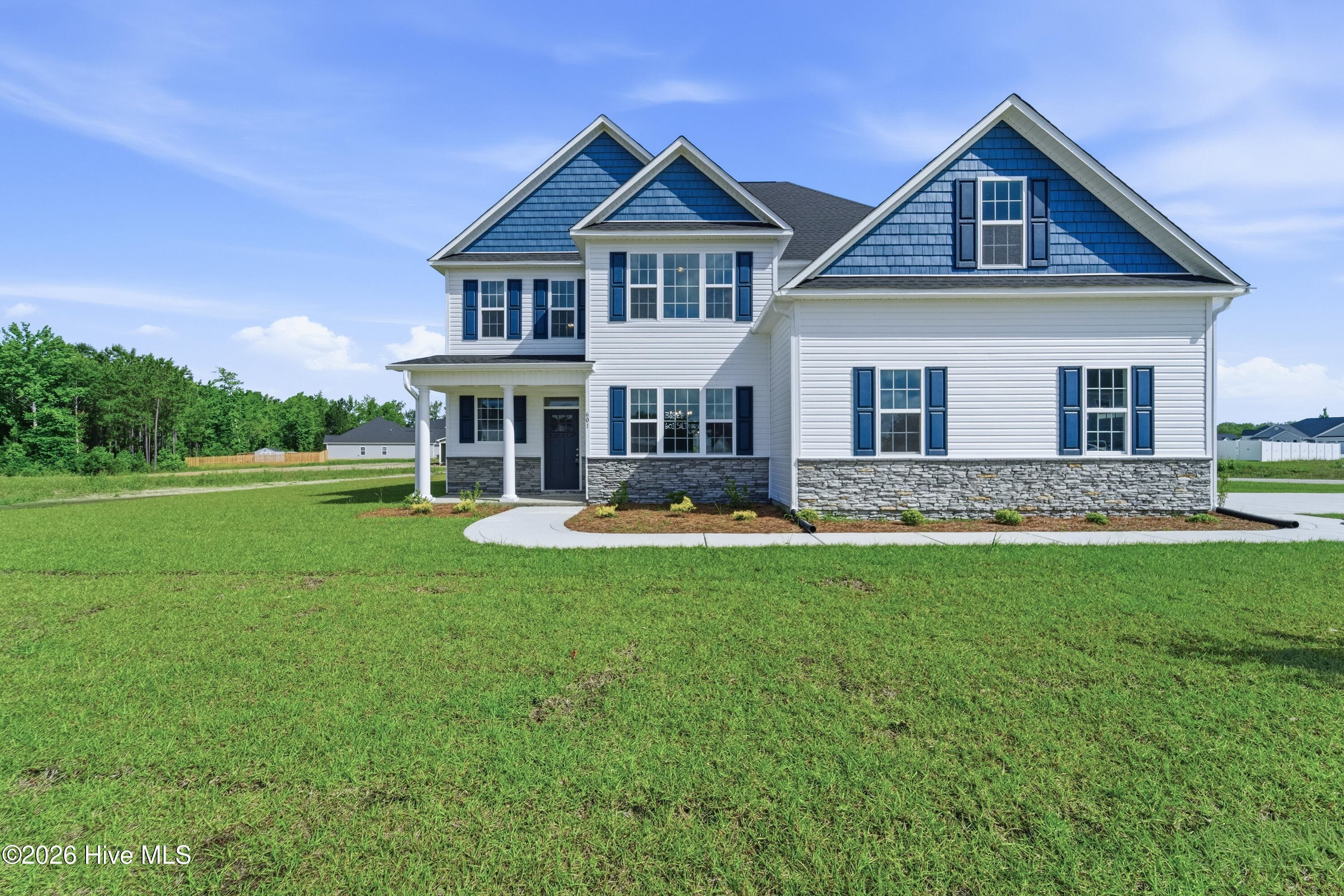 Single Family Residence at 601 Salty Marsh Lane, Jacksonville, NC 28546, photo 2 of 86