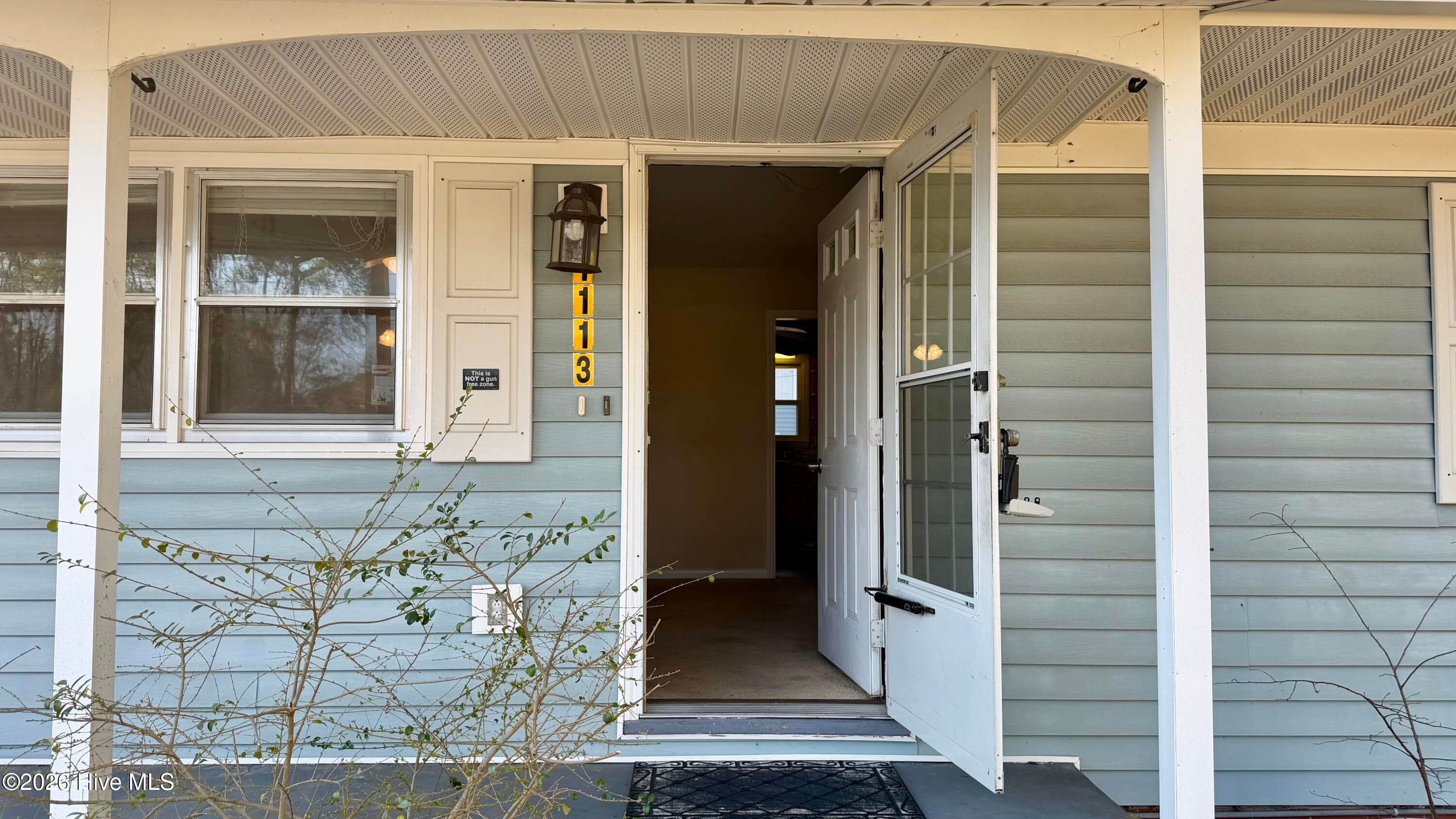 Single Family Residence at 1113 Cherry Tree Drive, New Bern, NC 28562, photo 18 of 80