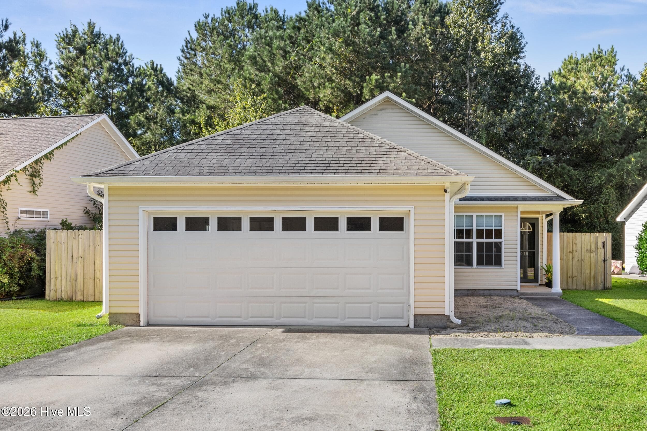 Single Family Residence at 1019 Stony Woods Lane, Leland, NC 28451, photo 2 of 53
