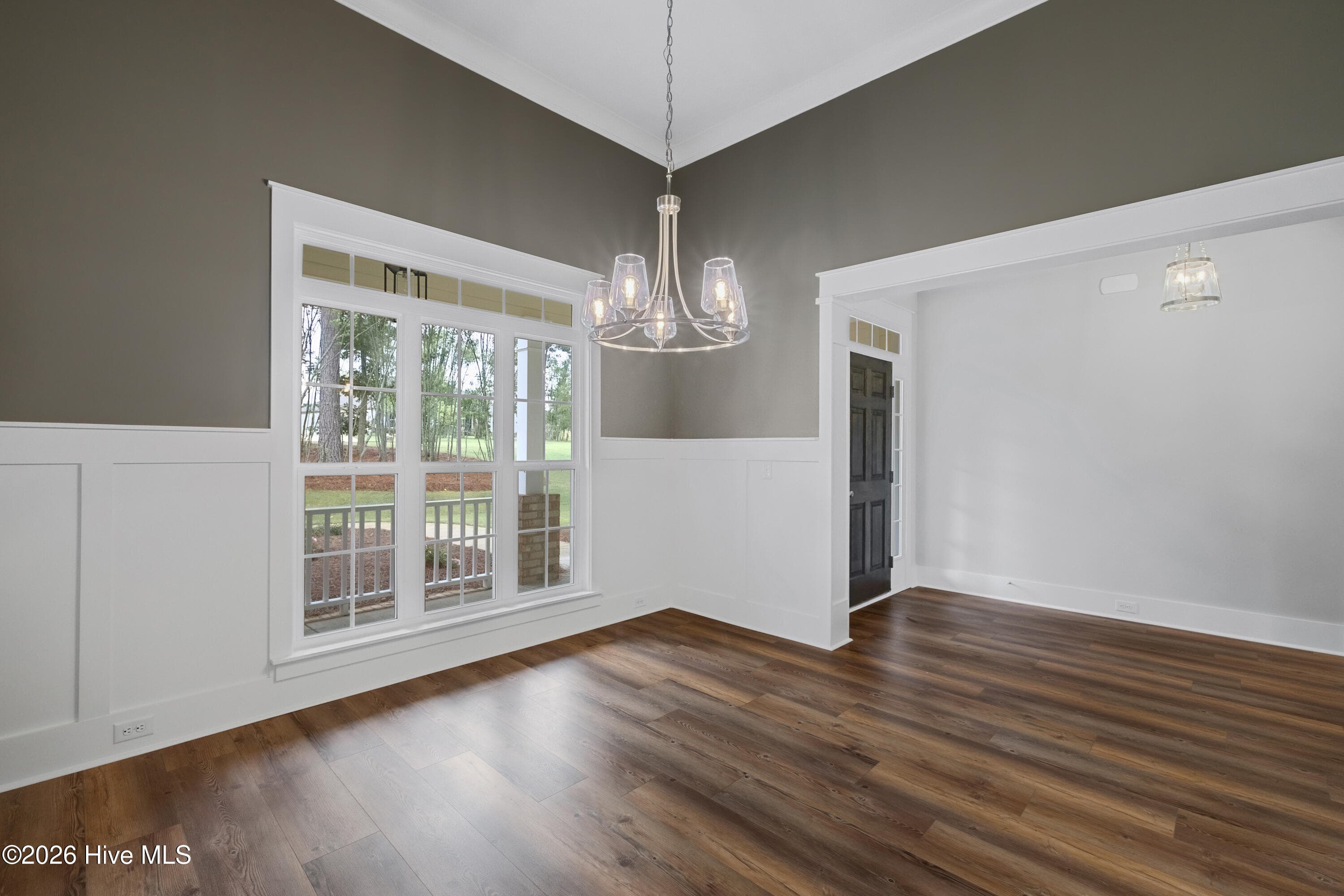 Sleek woodwork - 1200 Bellingham Drive, Beech Island, SC 29842