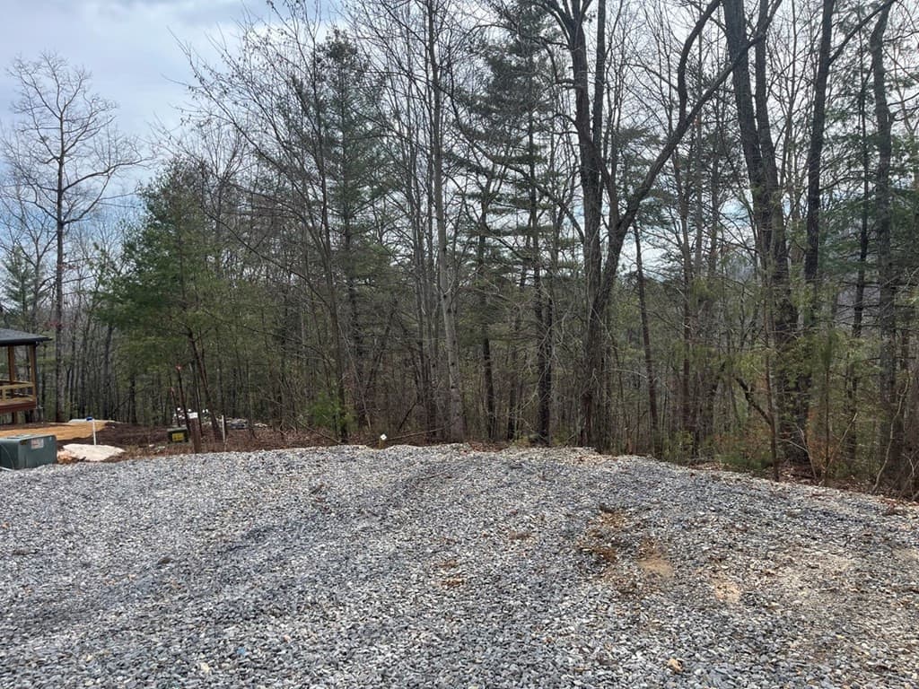 Undeveloped at 300 48 Jernigan Court, Murphy, NC 28906, photo 2 of 12