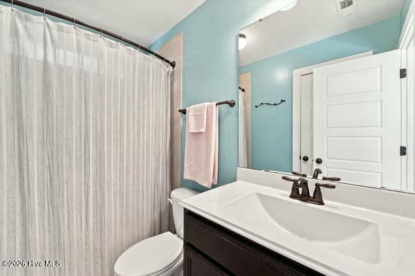 Single Family Residence at 209 Bates Retreat, Hampstead, NC 28443, photo 22 of 41