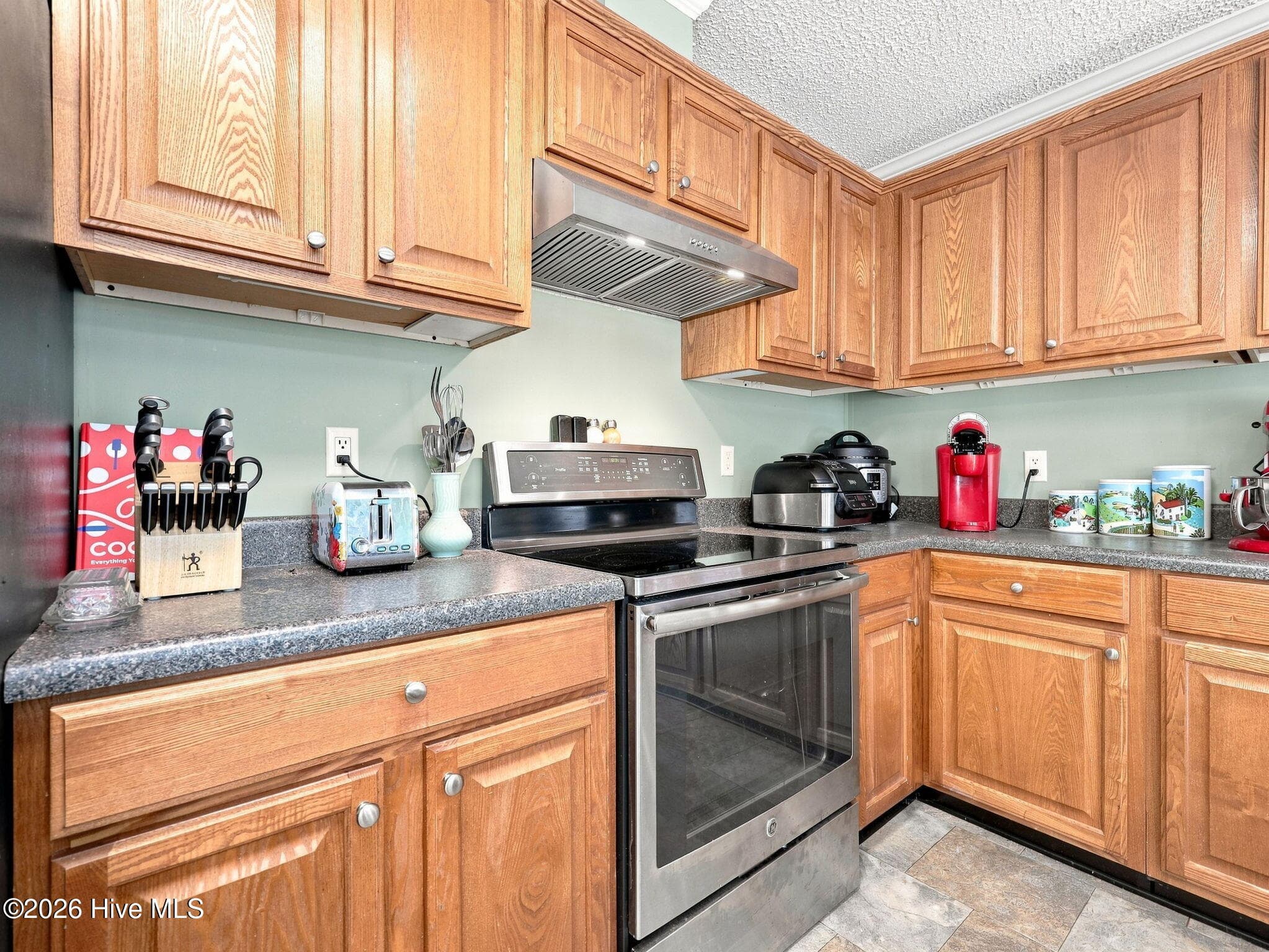 Manufactured Home at 206 Shipmans Pike, Jacksonville, NC 28546, photo 11 of 51