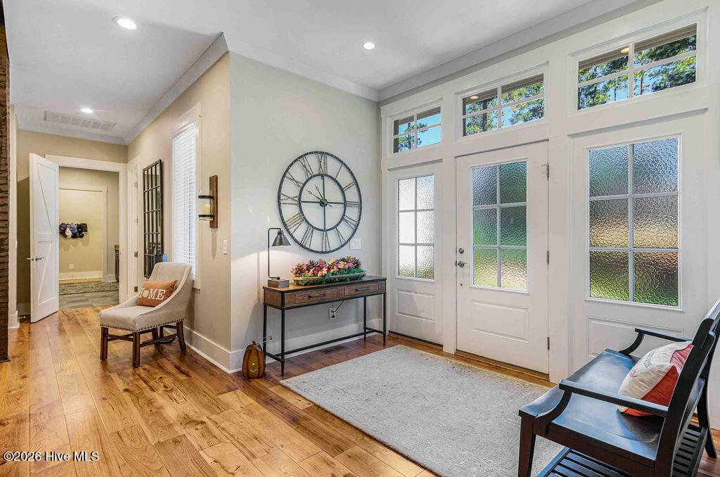Single Family Residence at 43 Ridgeland Street, Pinehurst, NC 28374, photo 6 of 89
