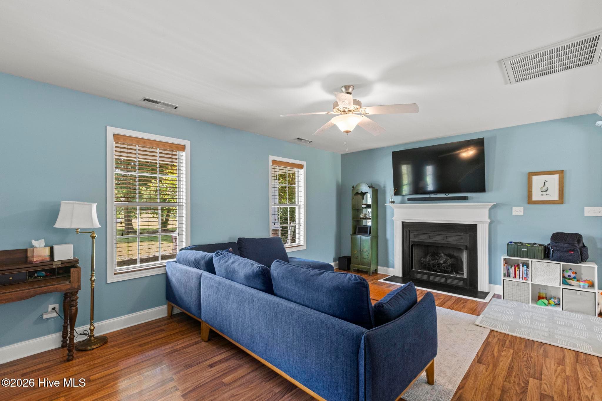 Single Family Residence at 114 Norine Drive, Holly Ridge, NC 28445, photo 6 of 46