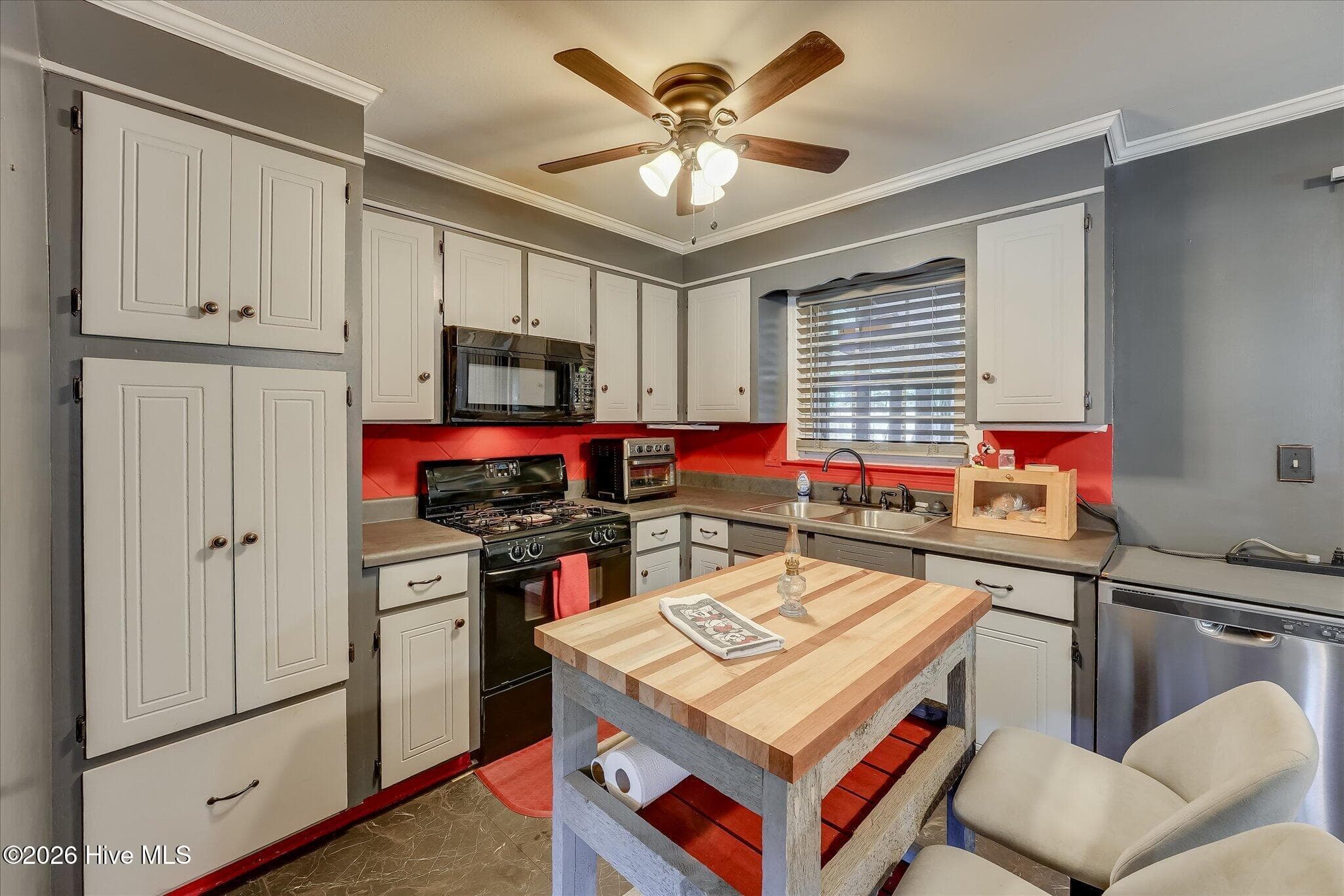 Single Family Residence at 214 Bristol Avenue, Aiken, SC 29801, photo 13 of 39