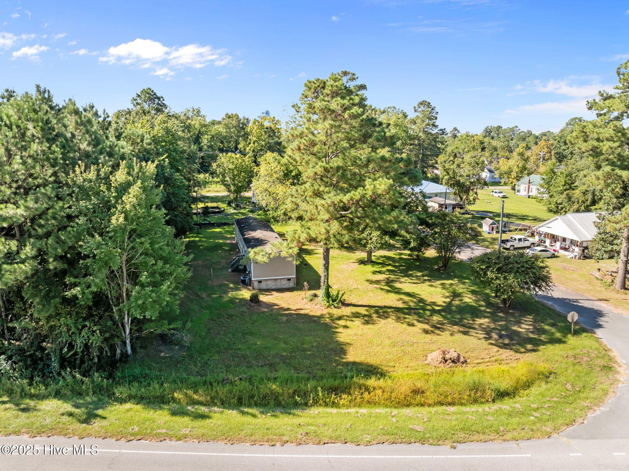 Manufactured Home at 120 8th Street, Bolton, NC 28423, photo 42 of 49