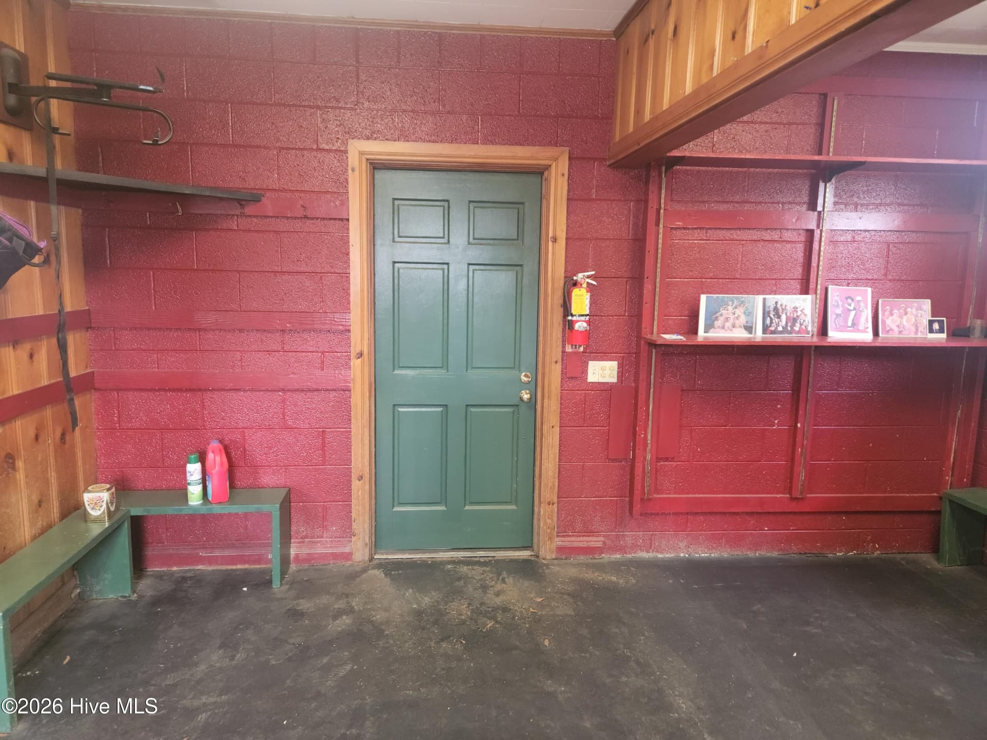 Commercial Sale at 507 Contentnea Avenue, New Bern, NC 28560, photo 8 of 13