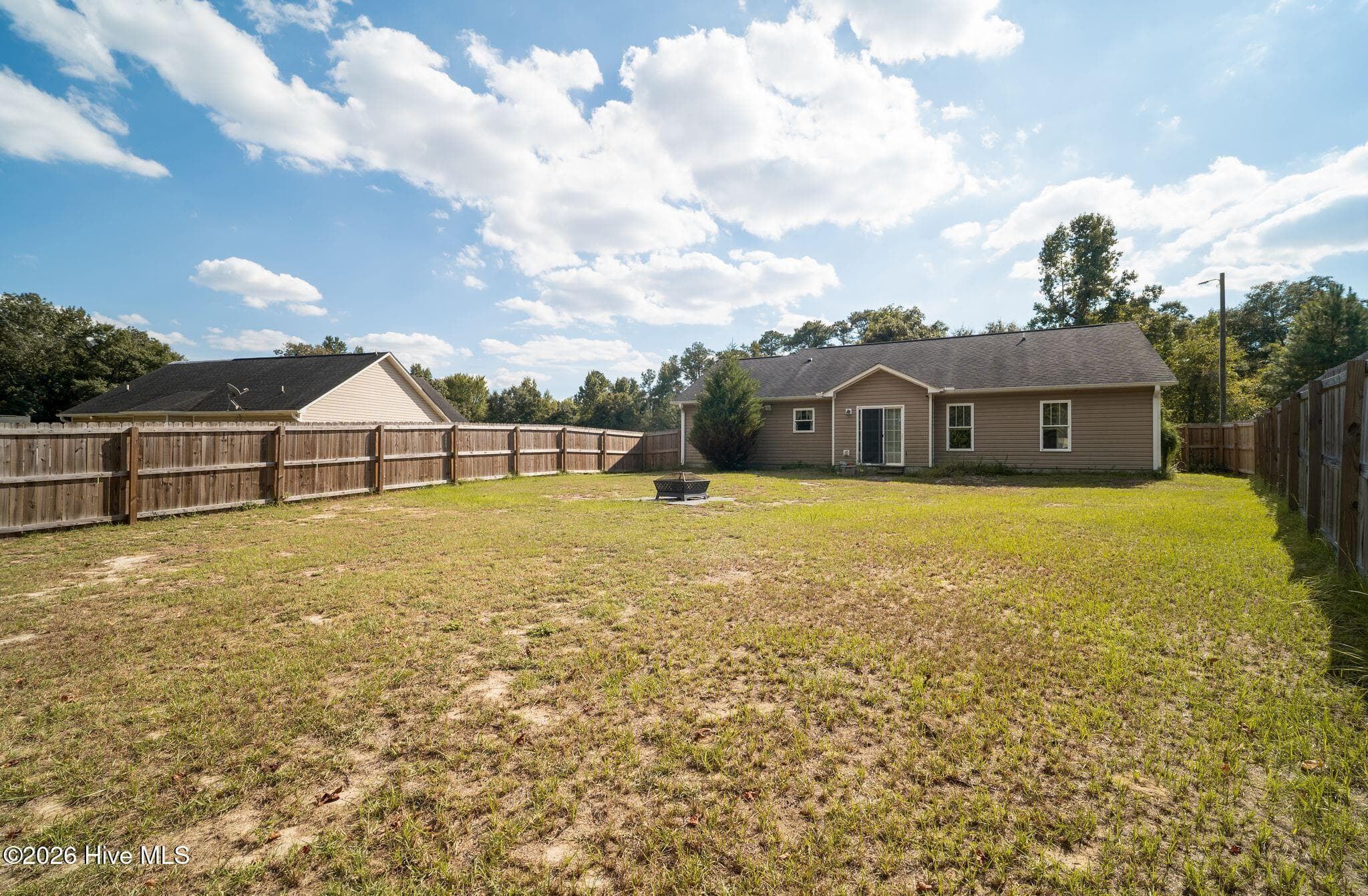 Single Family Residence at 105 Worvin Lane, Richlands, NC 28574, photo 31 of 41