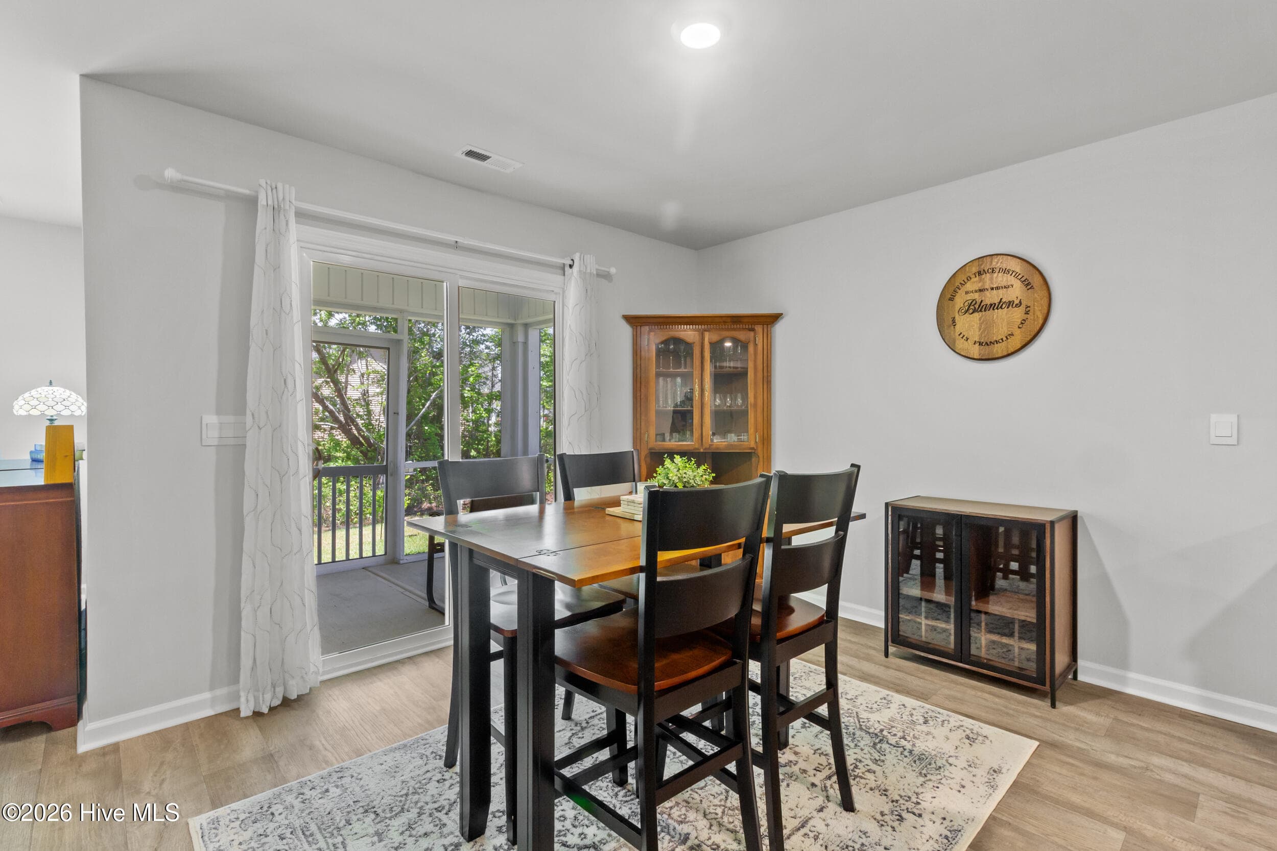 Single Family Residence at 849 Tuscarora Trail, Jacksonville, NC 28546, photo 10 of 45