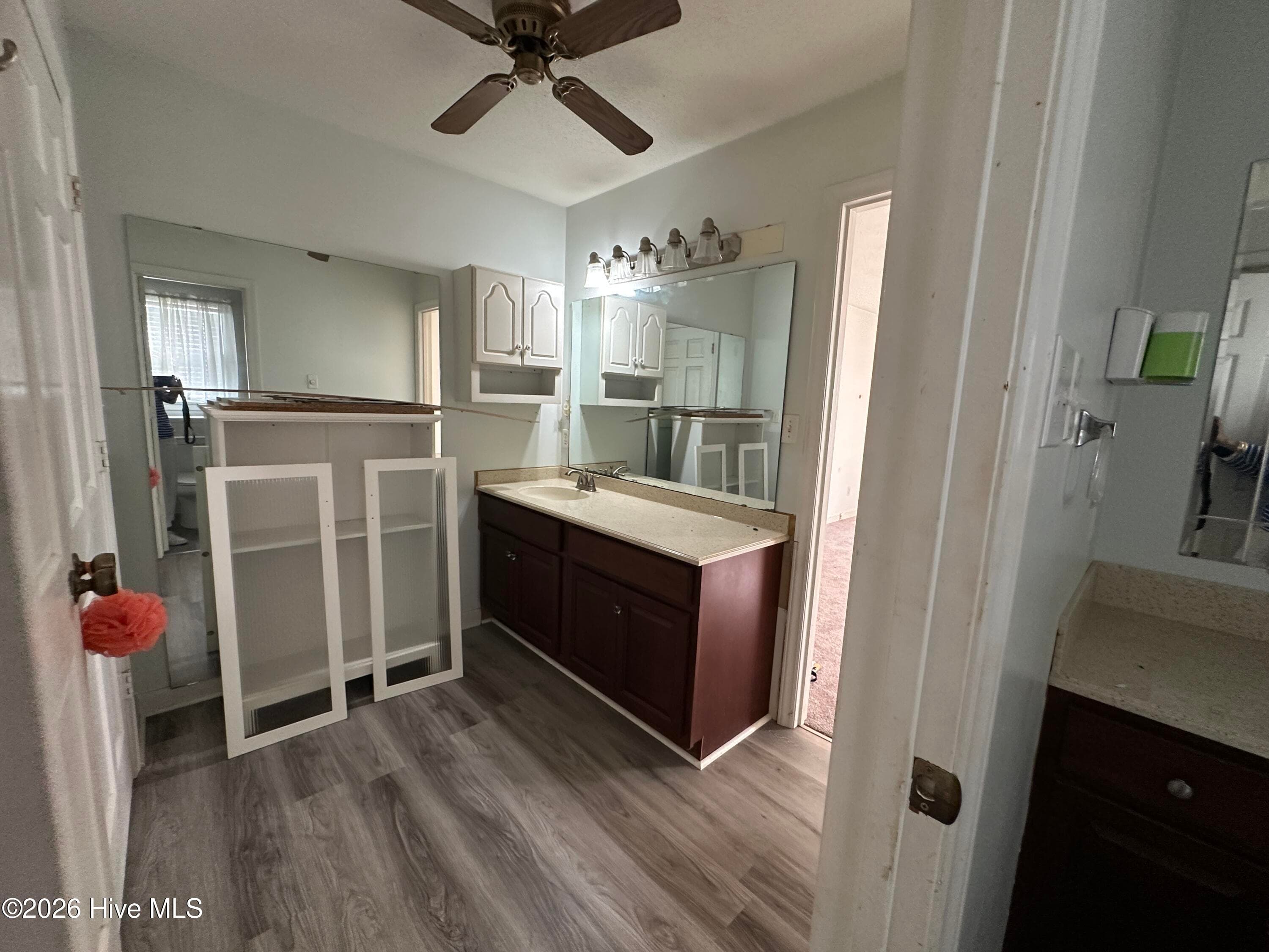 Single Family Residence at 6429 River Road, Washington, NC 27889, photo 13 of 24