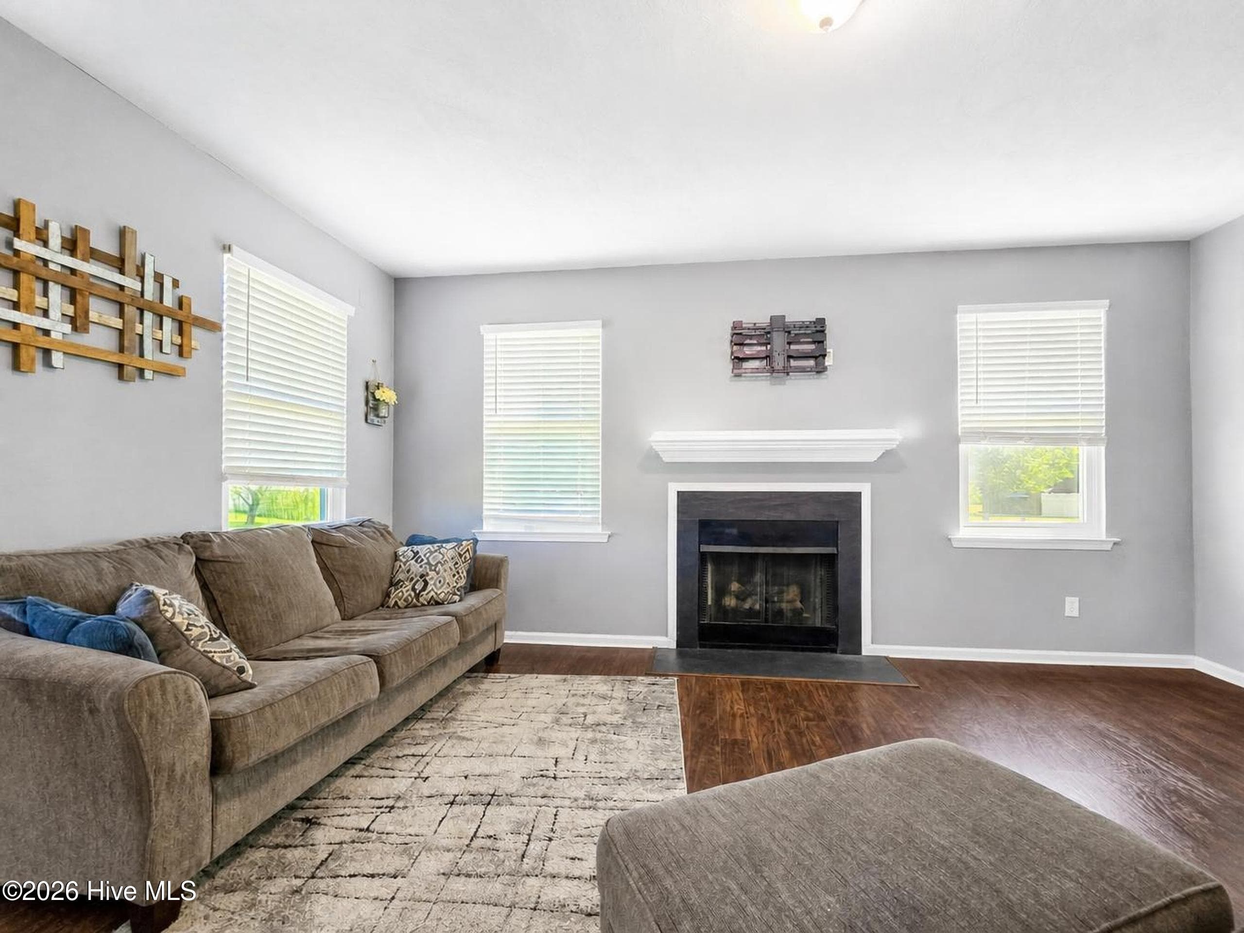 Single Family Residence at 116 Stedman Lane E, Elizabeth City, NC 27909, photo 6 of 23