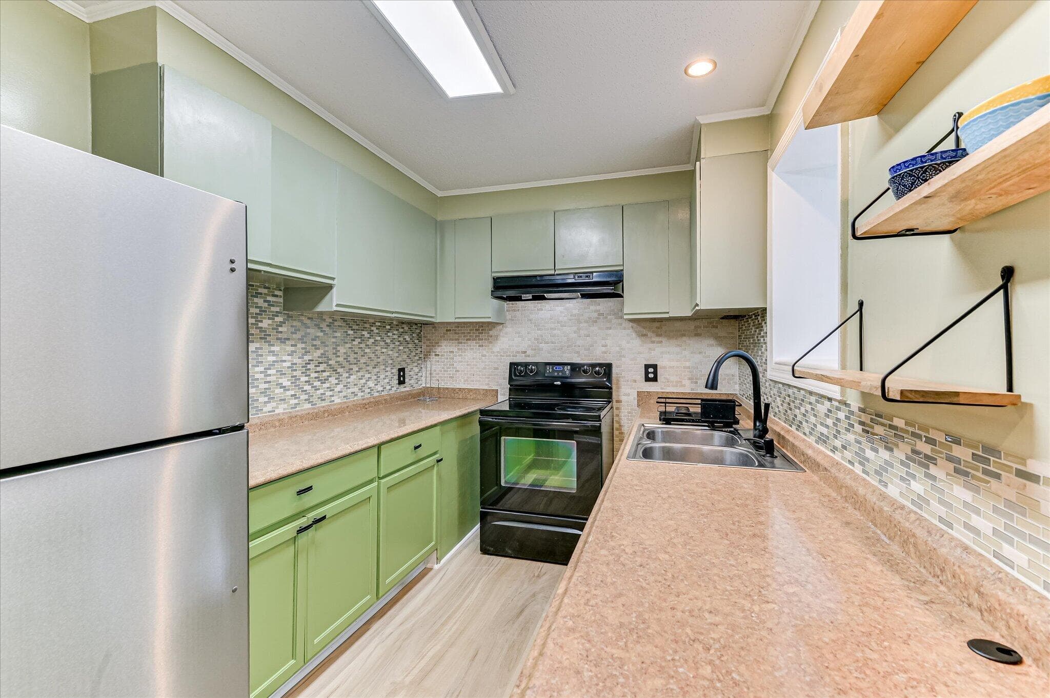 Single Family Residence at 2143 Reedale Avenue, Augusta, GA 30906, photo 5 of 33