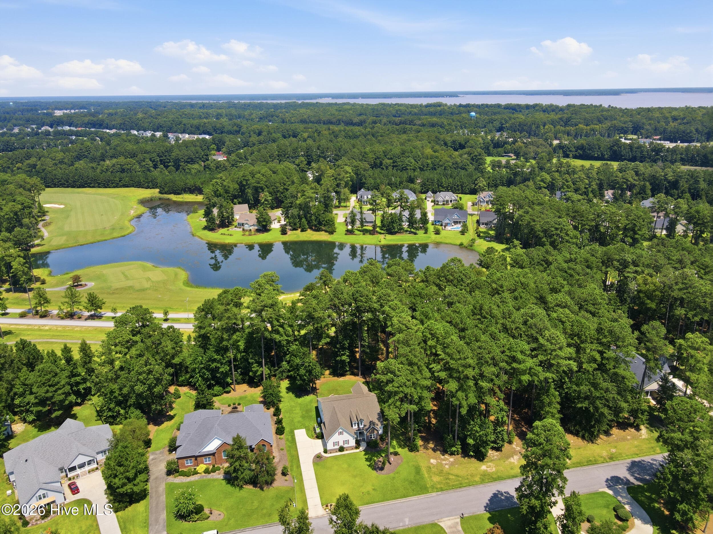 Single Family Residence at 3709 Viridian Trace, New Bern, NC 28562, photo 3 of 50