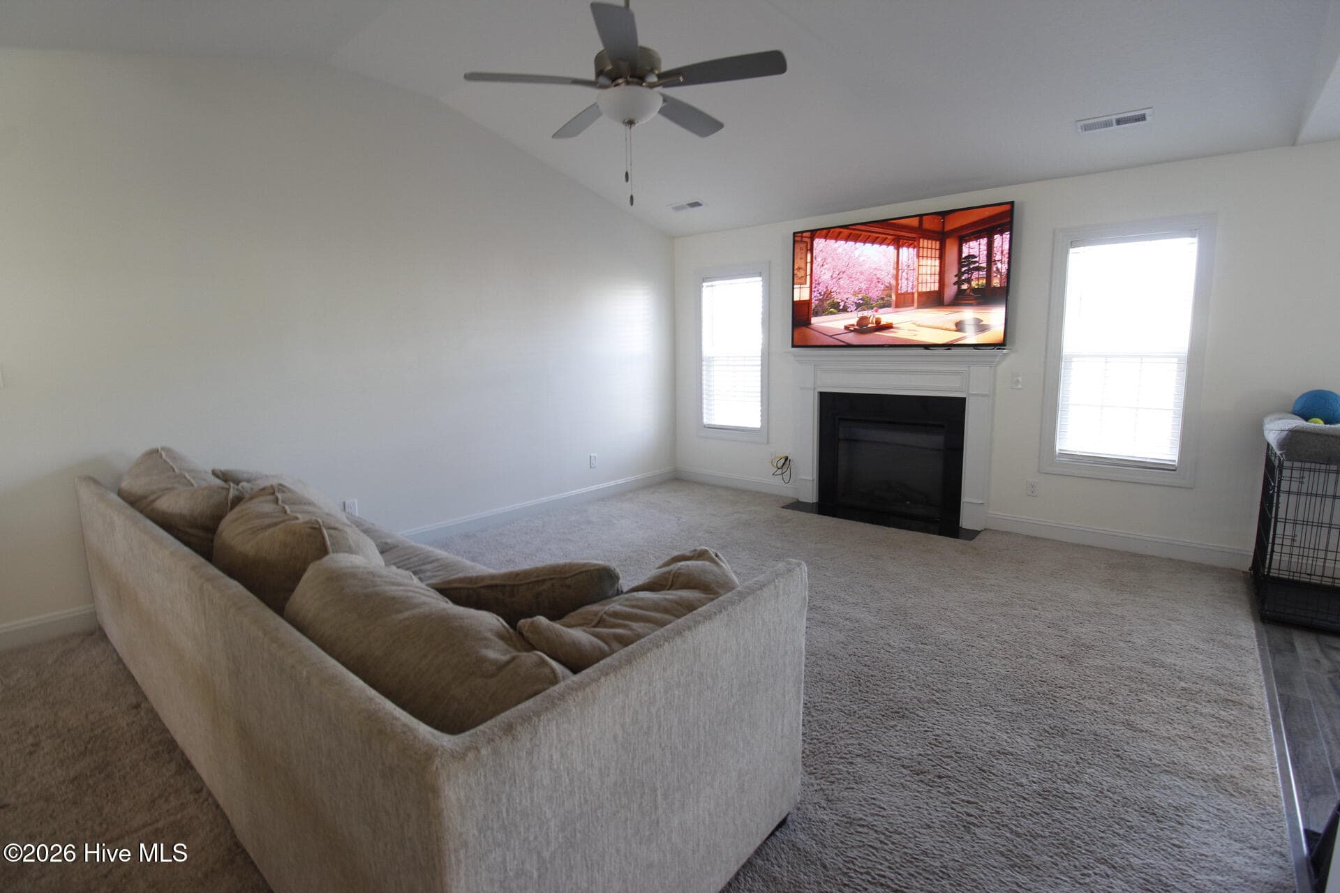 Single Family Residence at 404 Montgomery Drive, Jacksonville, NC 28546, photo 10 of 30