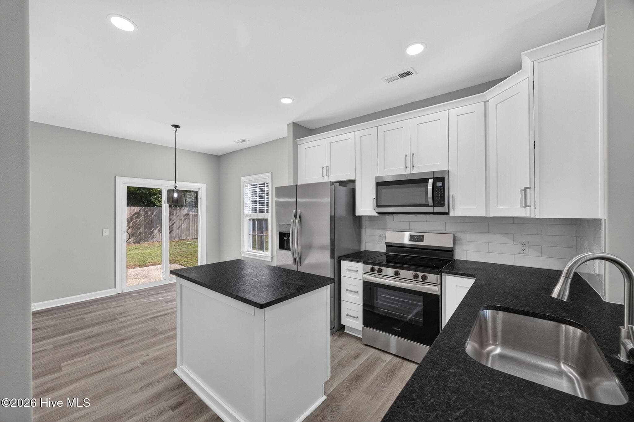 Single Family Residence at 1022 Lake Norman Lane, Leland, NC 28451, photo 8 of 36