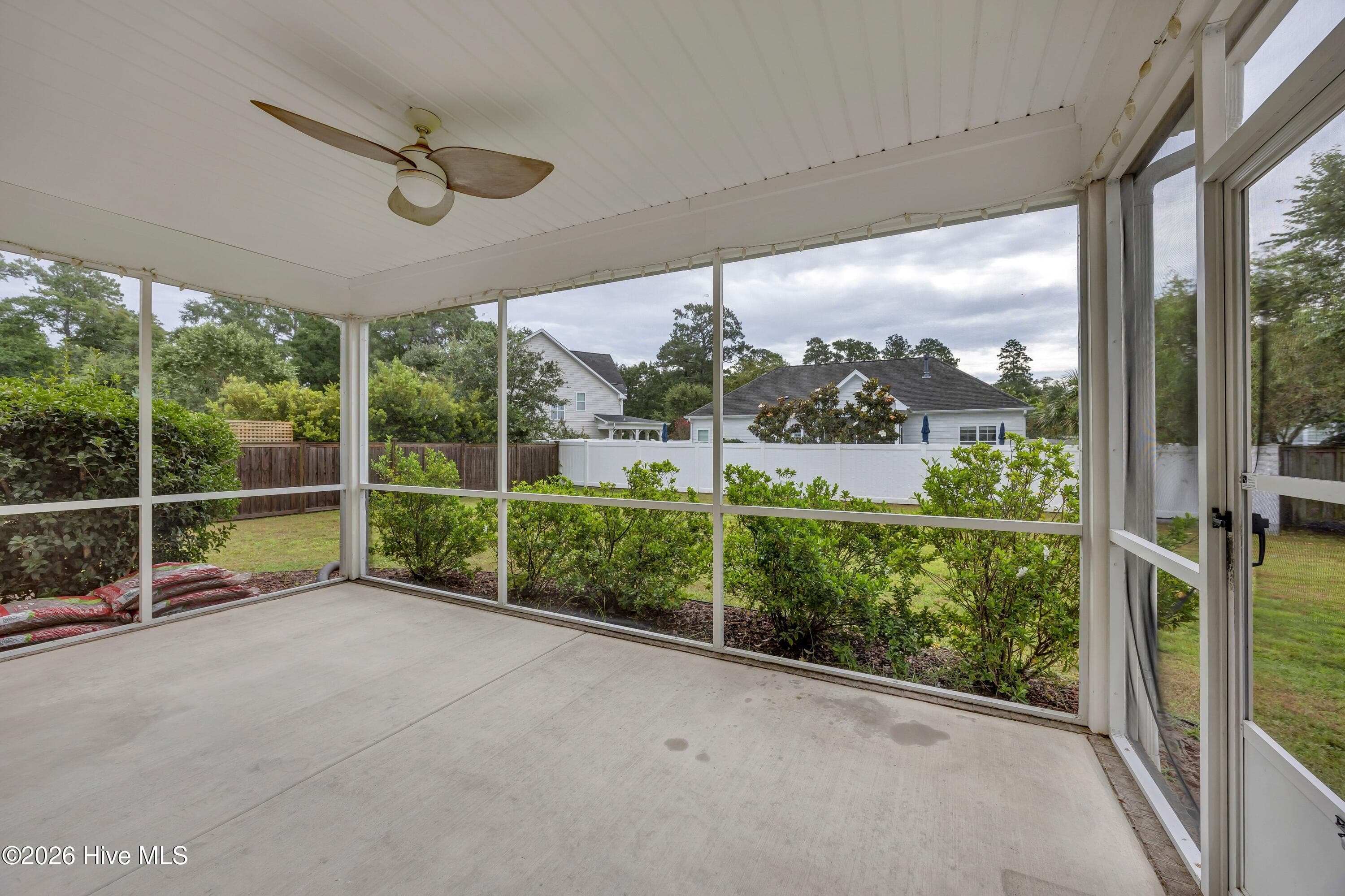 Single Family Residence at 4136 Pine Hollow Drive, Wilmington, NC 28412, photo 26 of 28