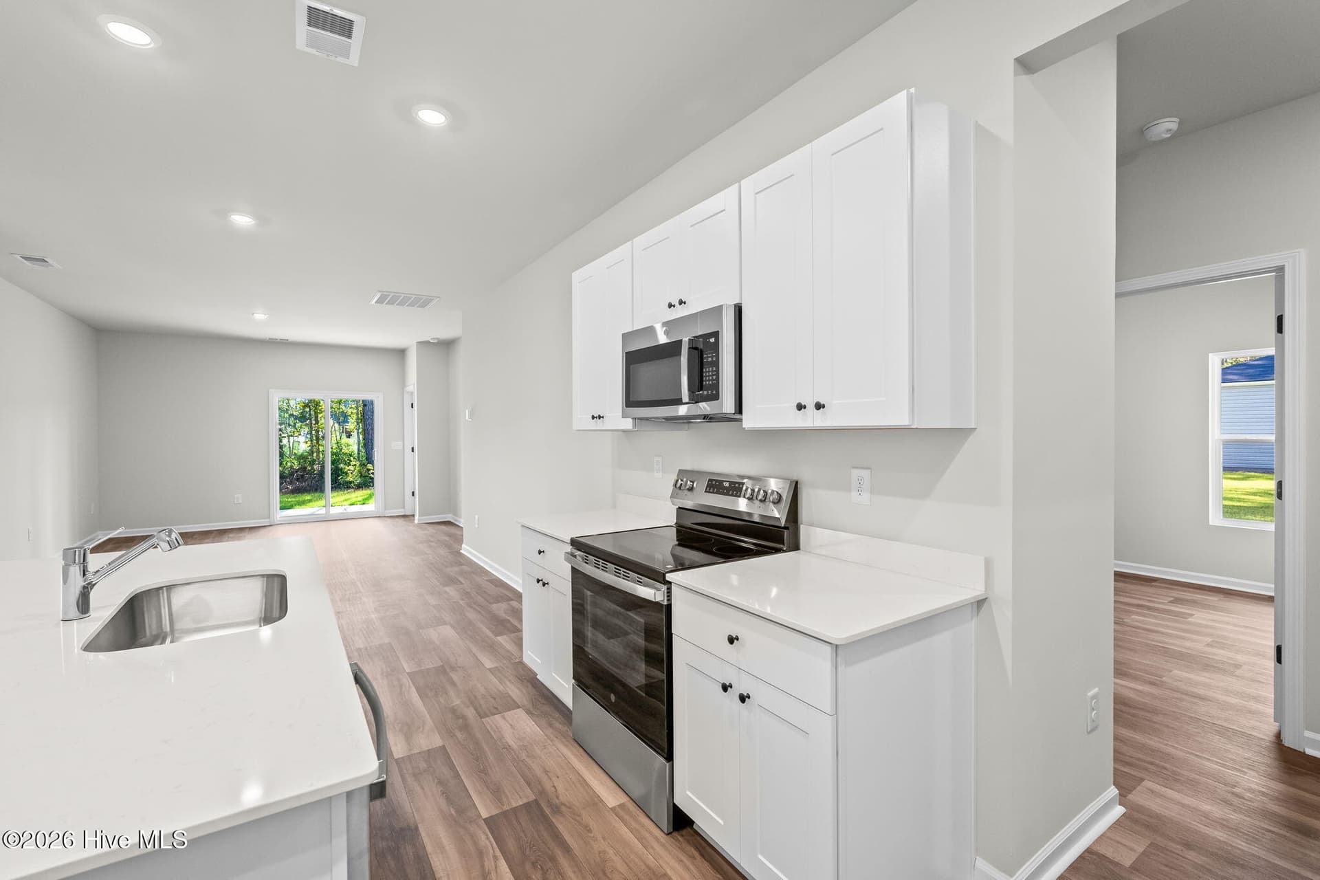 Single Family Residence at 1033 Harbor Drive, Calabash, NC 28467, photo 19 of 66