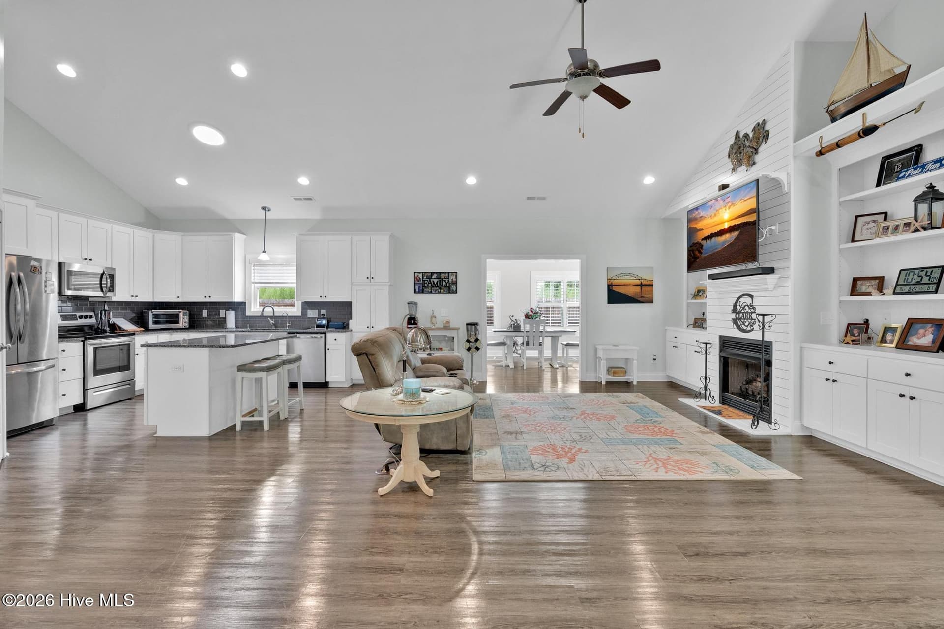Single Family Residence at 693 Dan Owen Drive, Hampstead, NC 28443, photo 12 of 53