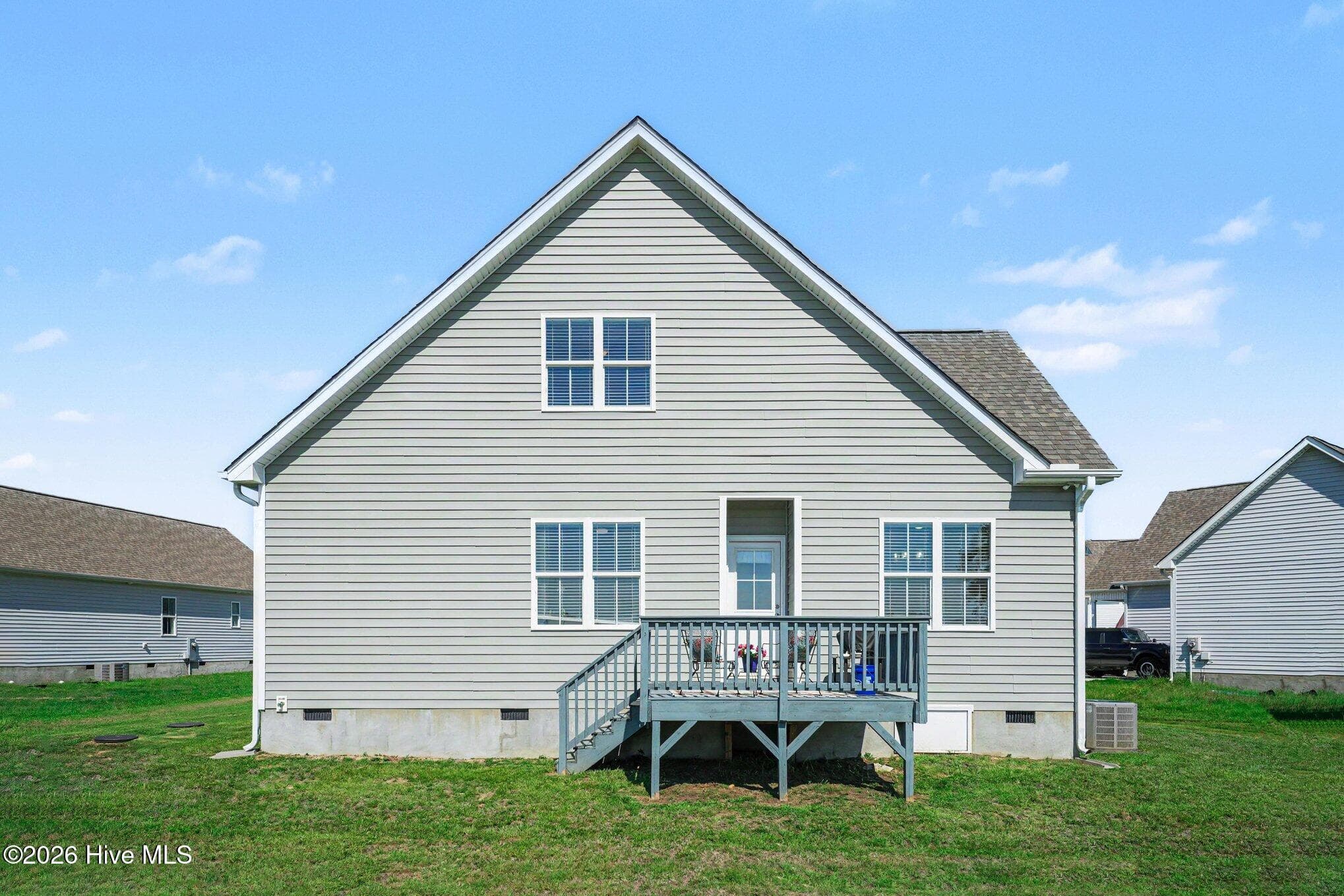 Rear view - 176 Glenwood Place, Kenly, NC 27542