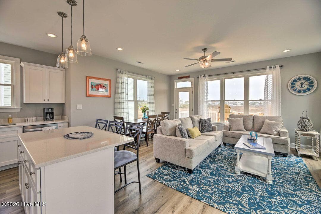 Single Family Residence at 124 Salt Marsh Way, Atlantic Beach, NC 28512, photo 22 of 34