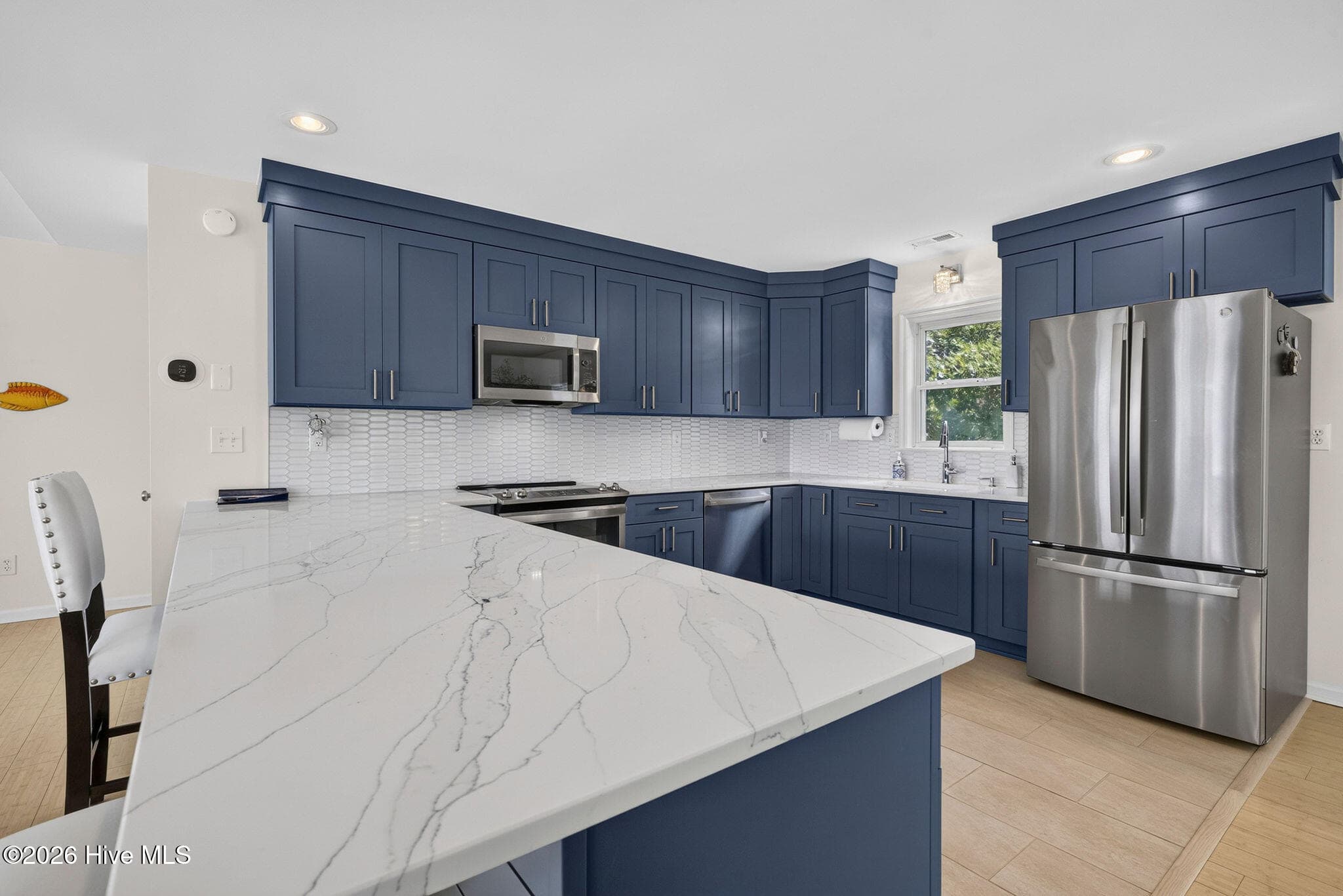 Single Family Residence at 21 S Oak Drive, Surf City, NC 28445, photo 35 of 46