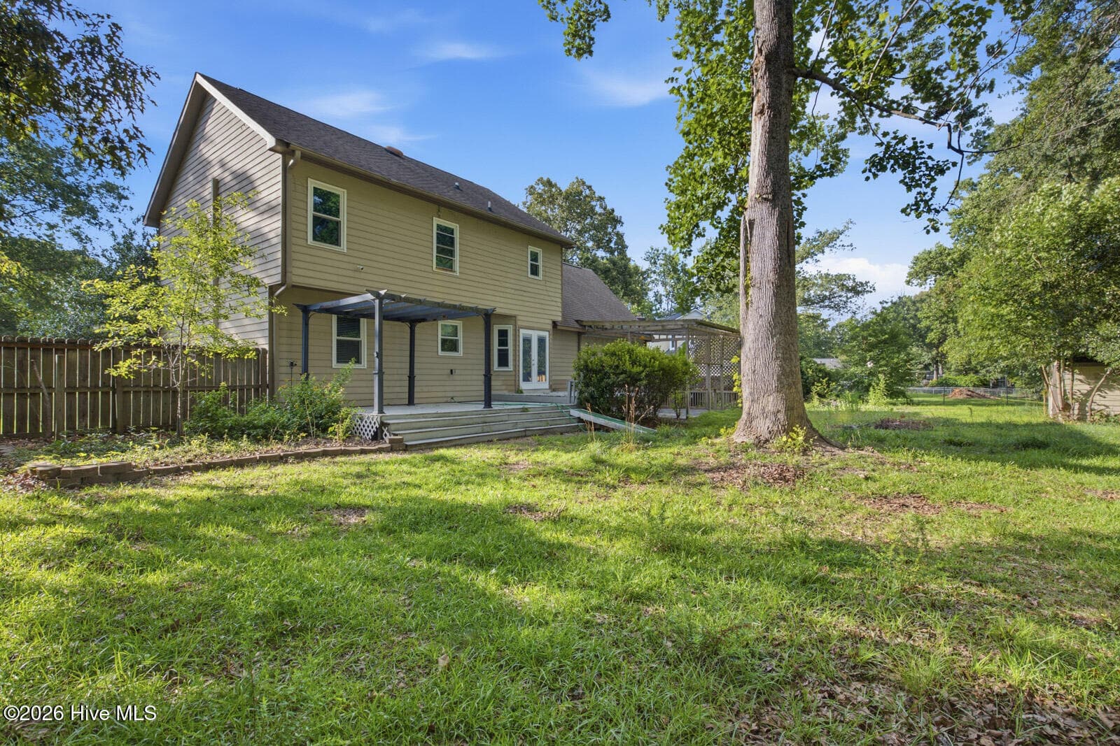Single Family Residence at 106 Broken Oak Court, Jacksonville, NC 28540, photo 28 of 31